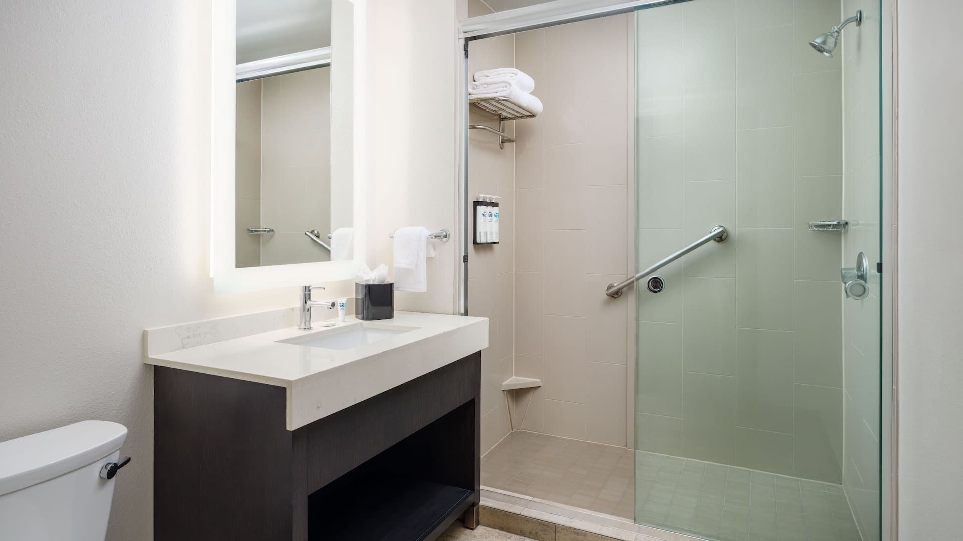 3 de 3 Hyatt House Austin/Downtown One Bedroom Suite Bathroom