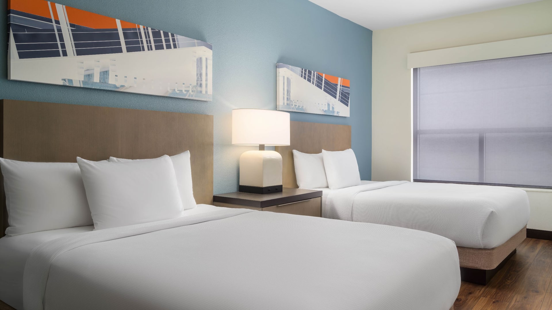 Hyatt House Austin/Downtown One Bedroom Suite Bedroom