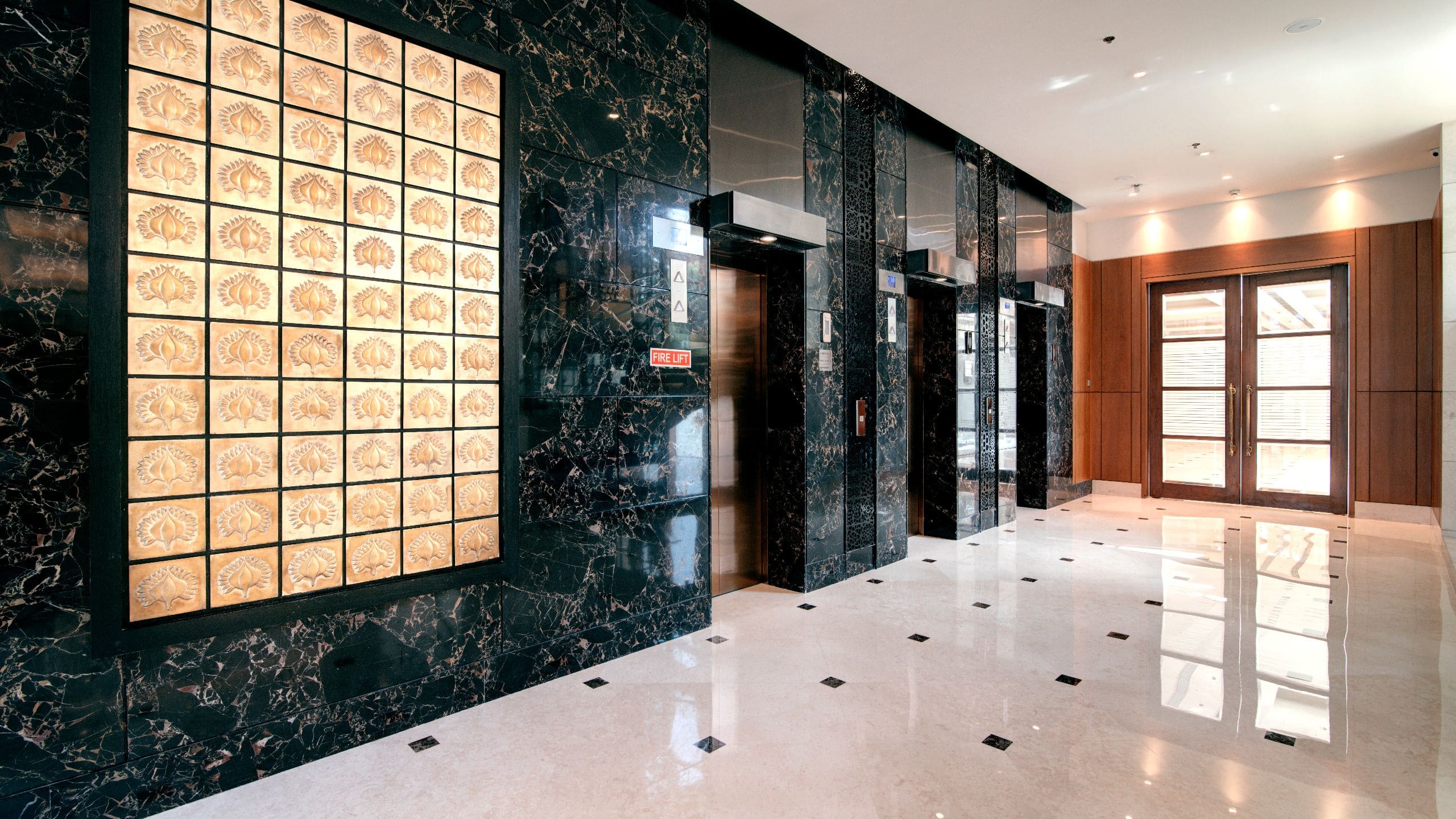 Hyatt Ahmedabad Lobby