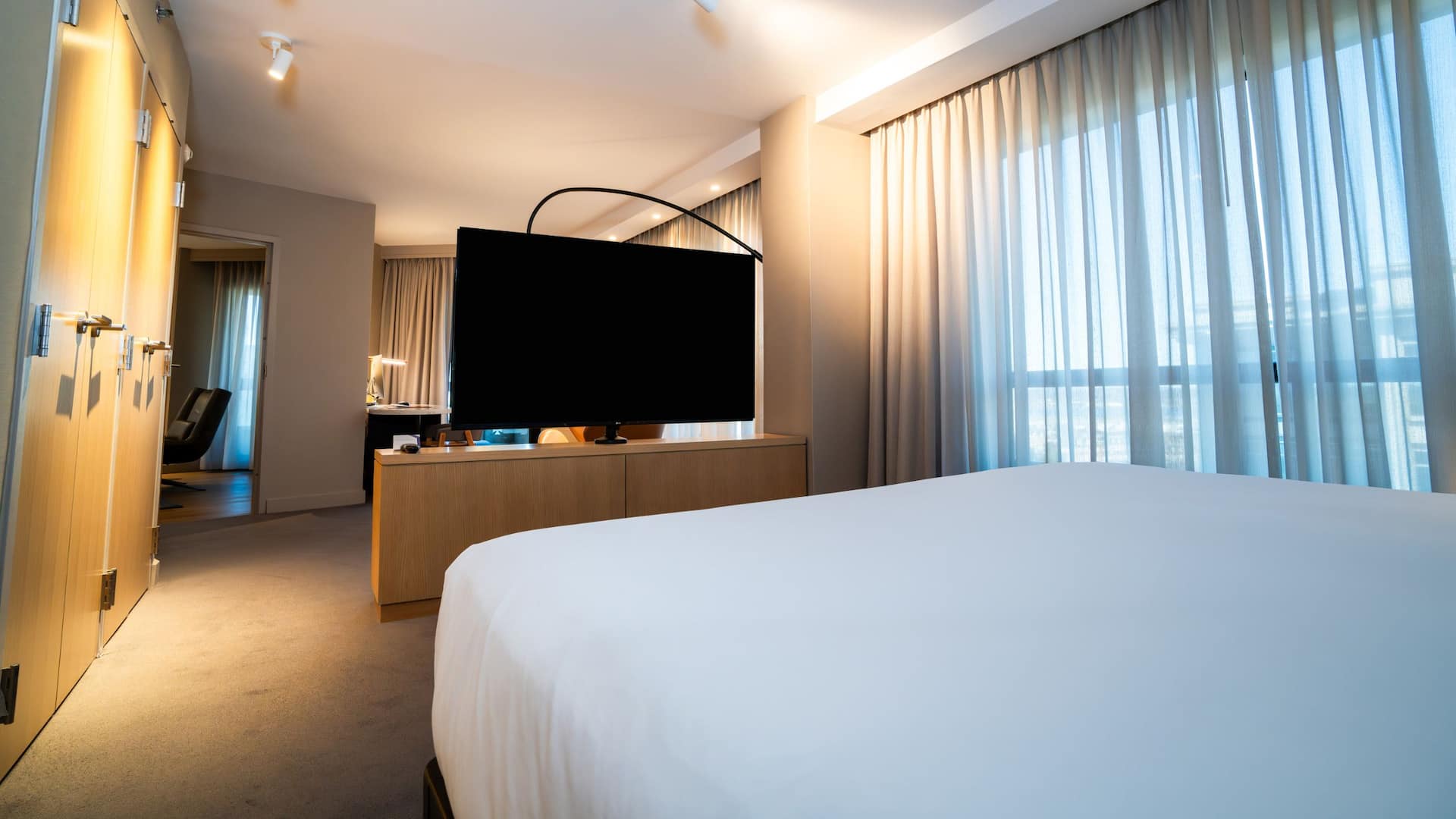 第 14，共 15 Hyatt Regency Crystal City at Reagan National Airport Diplomat Suite Media Center