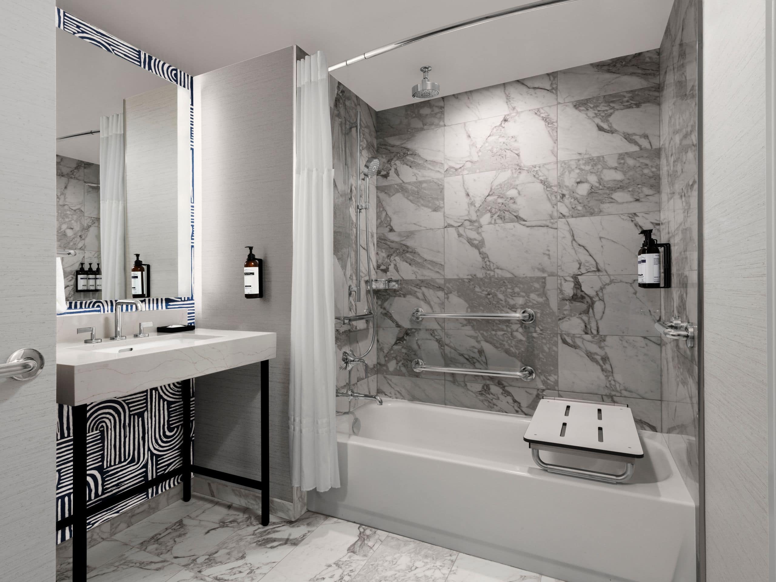 Hyatt Regency Irvine Accessible Bathroom With Tub