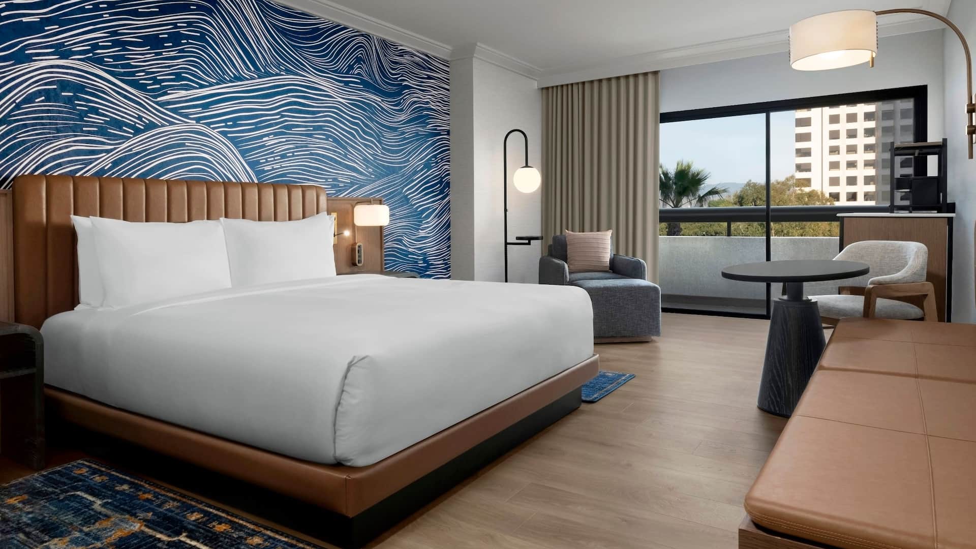 Hyatt Regency Irvine King Room With Juliet Balcony