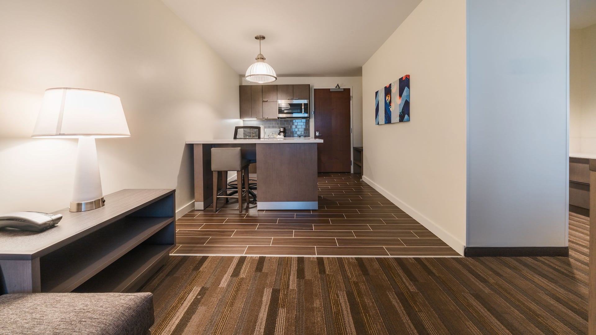 9 Hotels near Sacramento Airport: Everything You Need to Know 9 Hotels near Sacramento Airport: Everything You Need to Know
