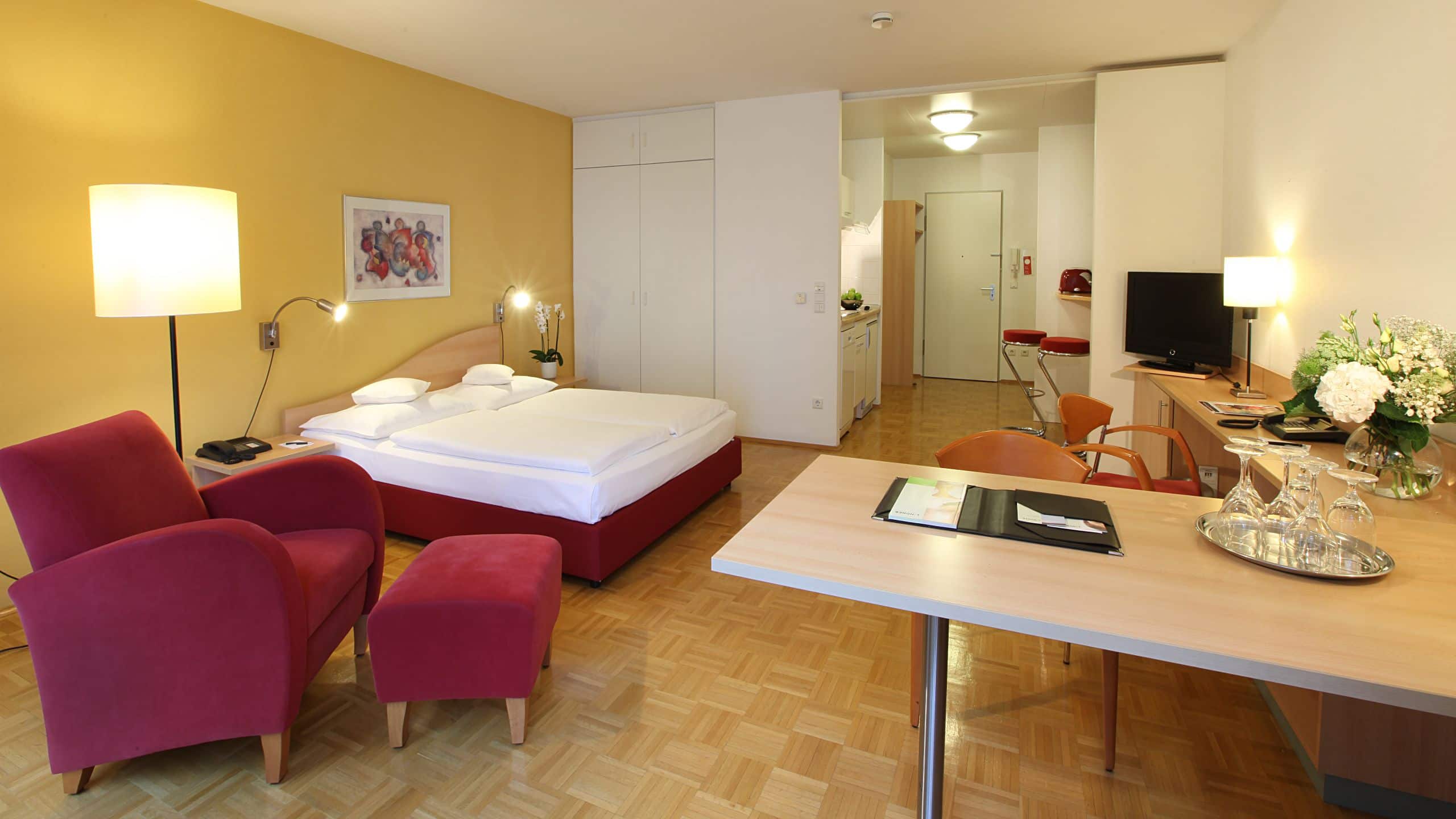 5 de 5 Lindner Hotel Frankfurt Hochst One King Bed Studio
