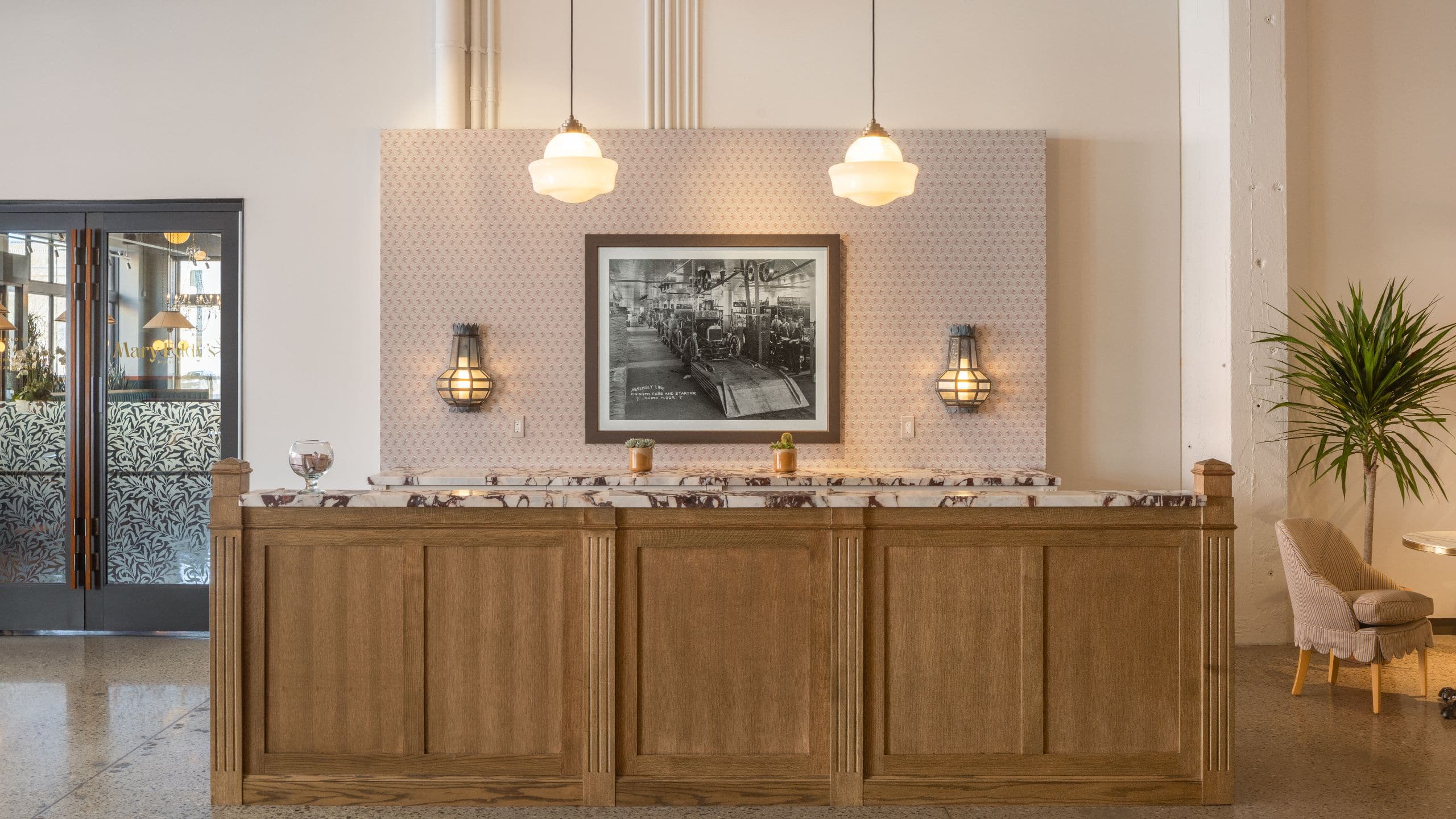 Fordson Hotel Front Desk