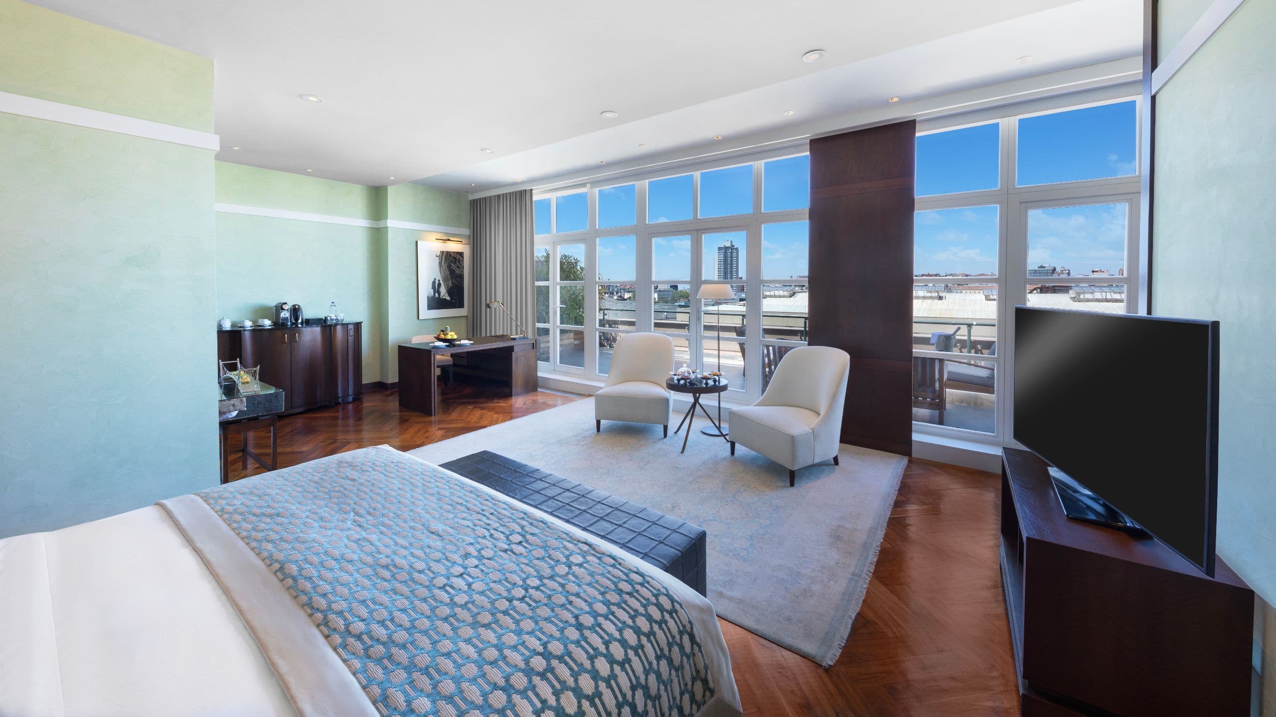 Park Hyatt Istanbul - Macka Palas Park Terrace Suite Bedroom View
