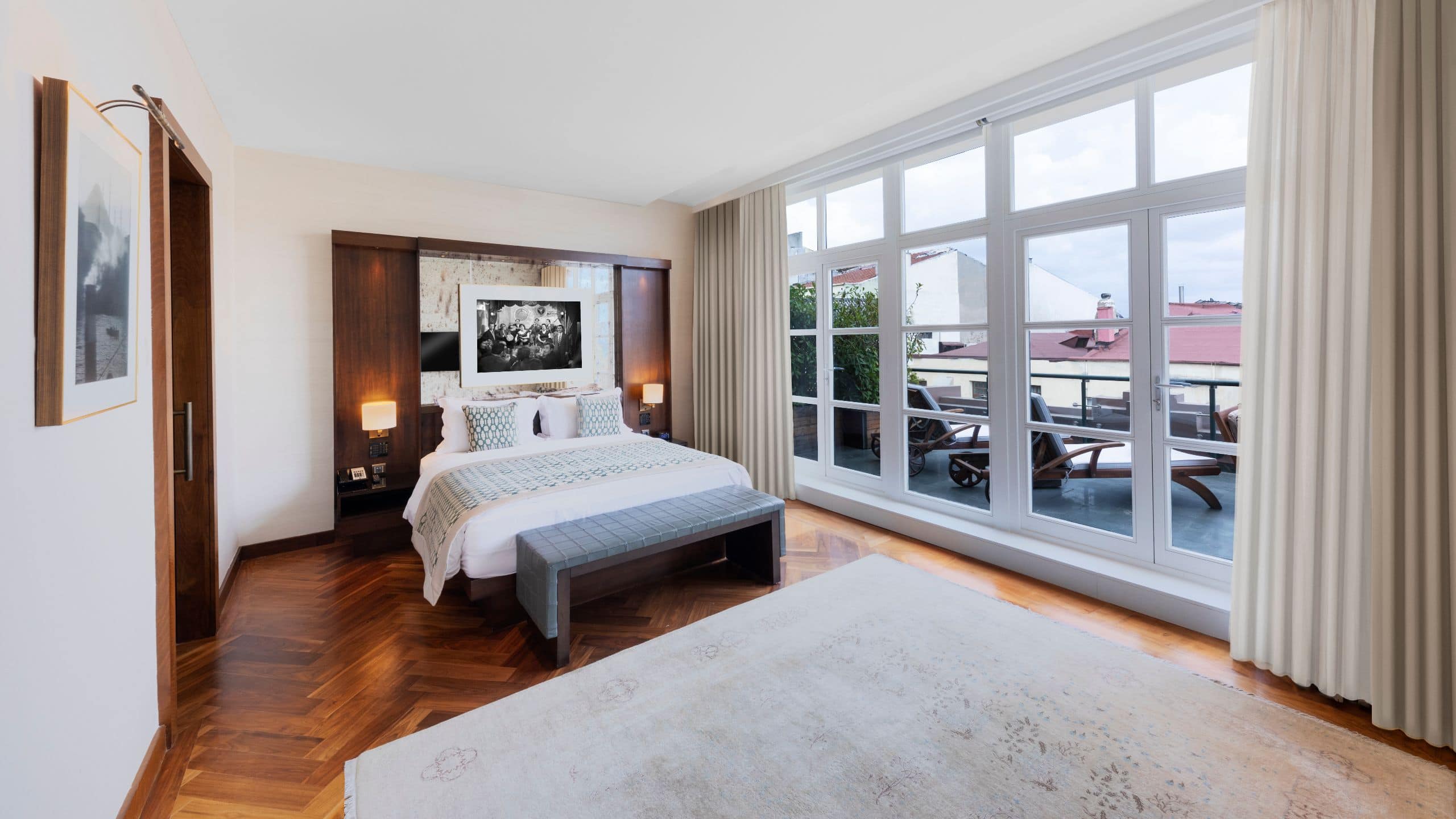 Park Hyatt Istanbul - Macka Palas Executive Suite Bedroom View