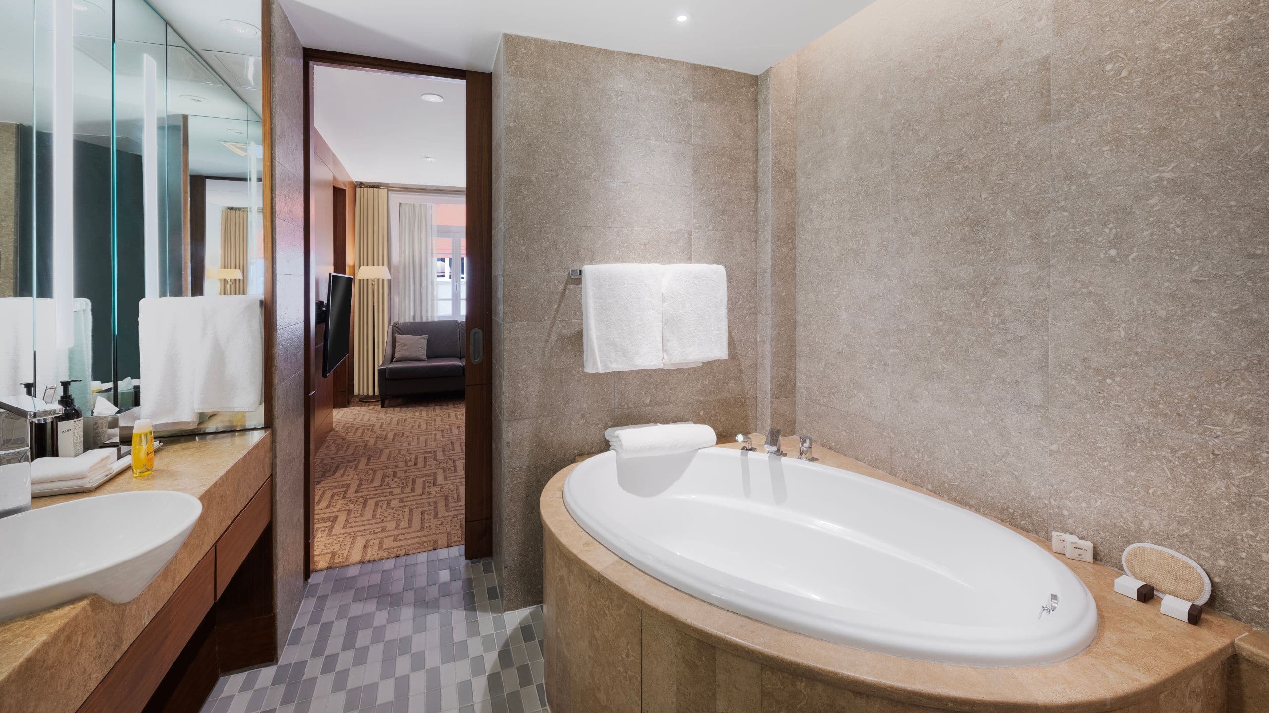 5 de 5 Park Hyatt Istanbul - Macka Palas Park Suite Bathtub