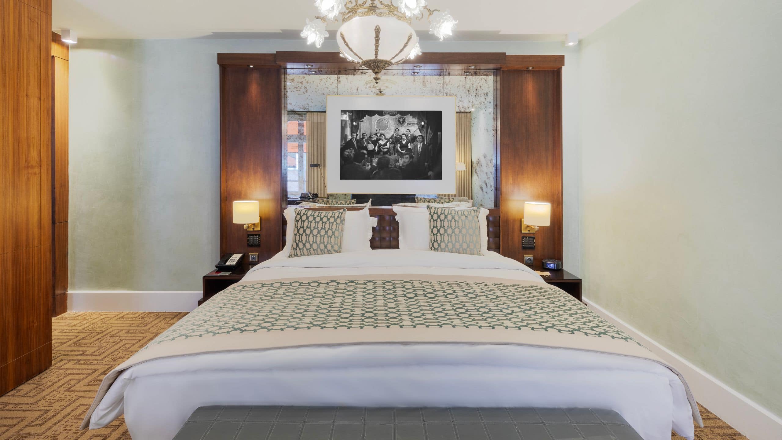 Park Hyatt Istanbul - Macka Palas Park Suite Bed