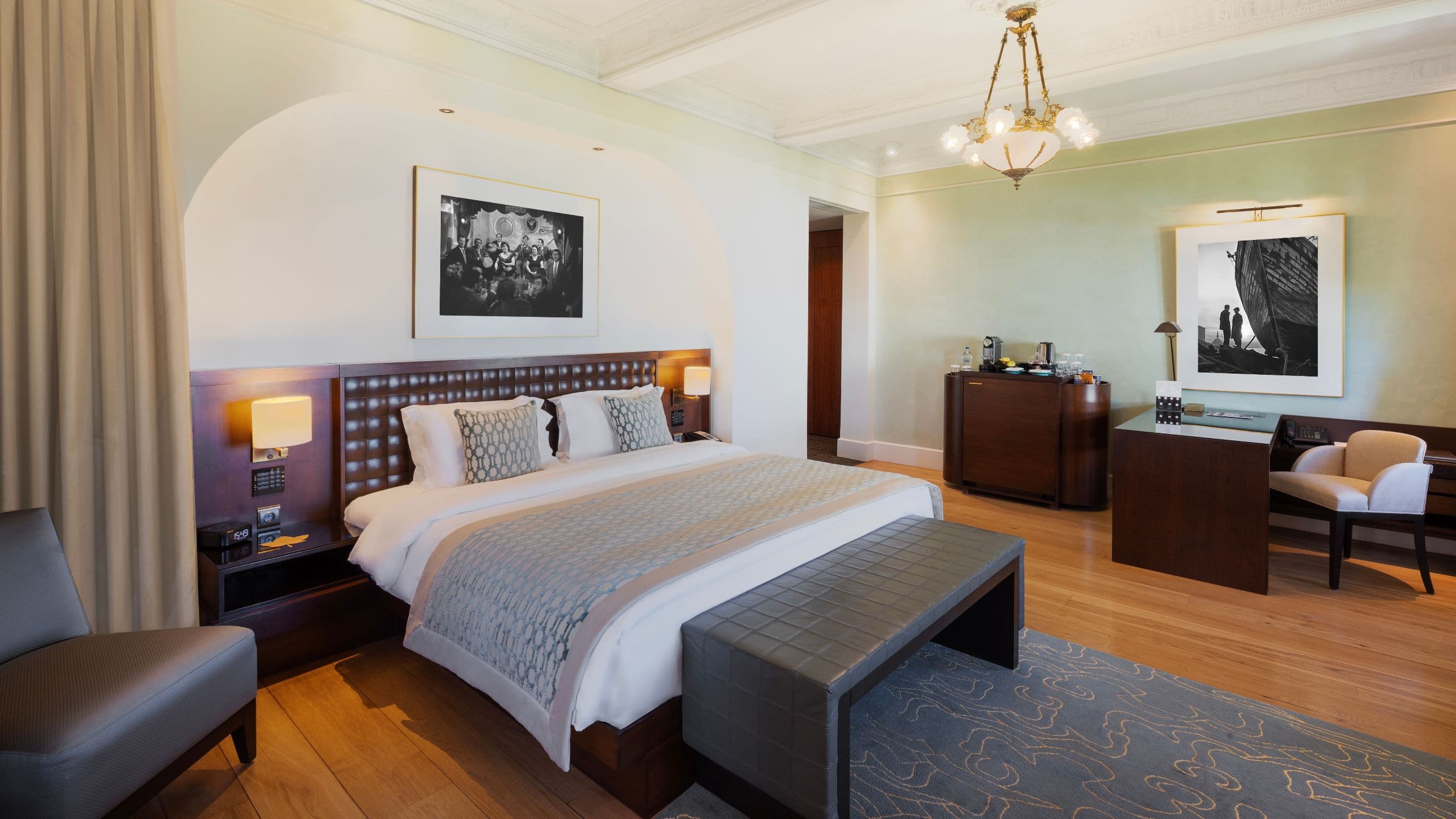 Park Hyatt Istanbul - Macka Palas Deluxe King Bed Desk