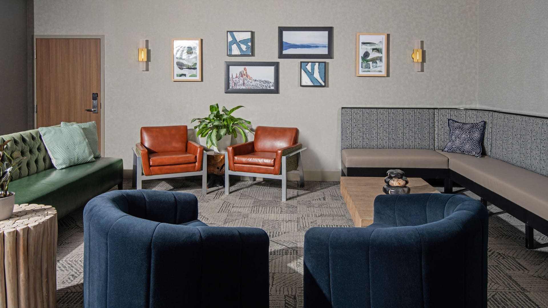 Hyatt Place Denver Tech Center Lobby