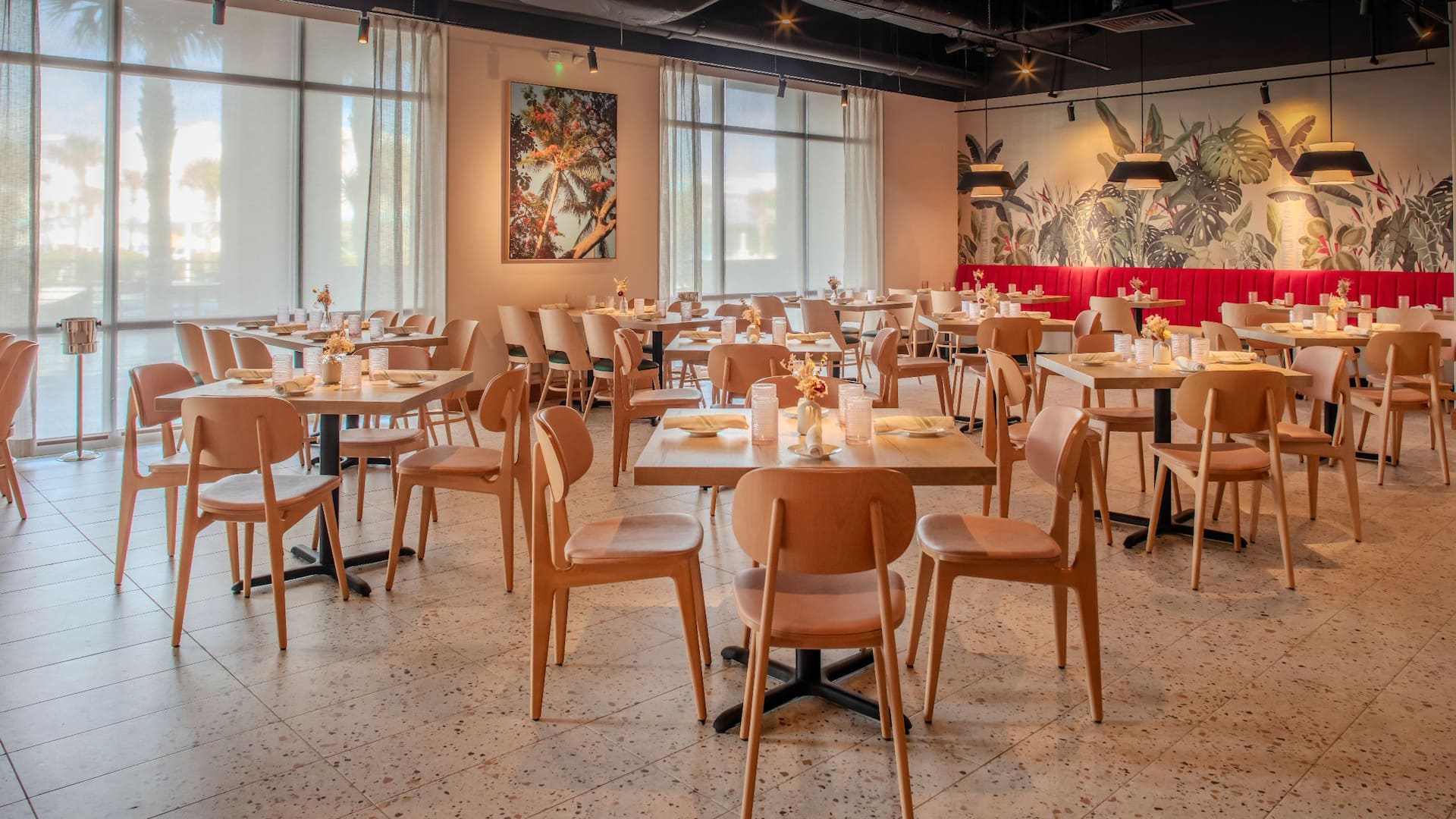 Hyatt Place St. Augustine / Vilano Beach Restaurant Seating