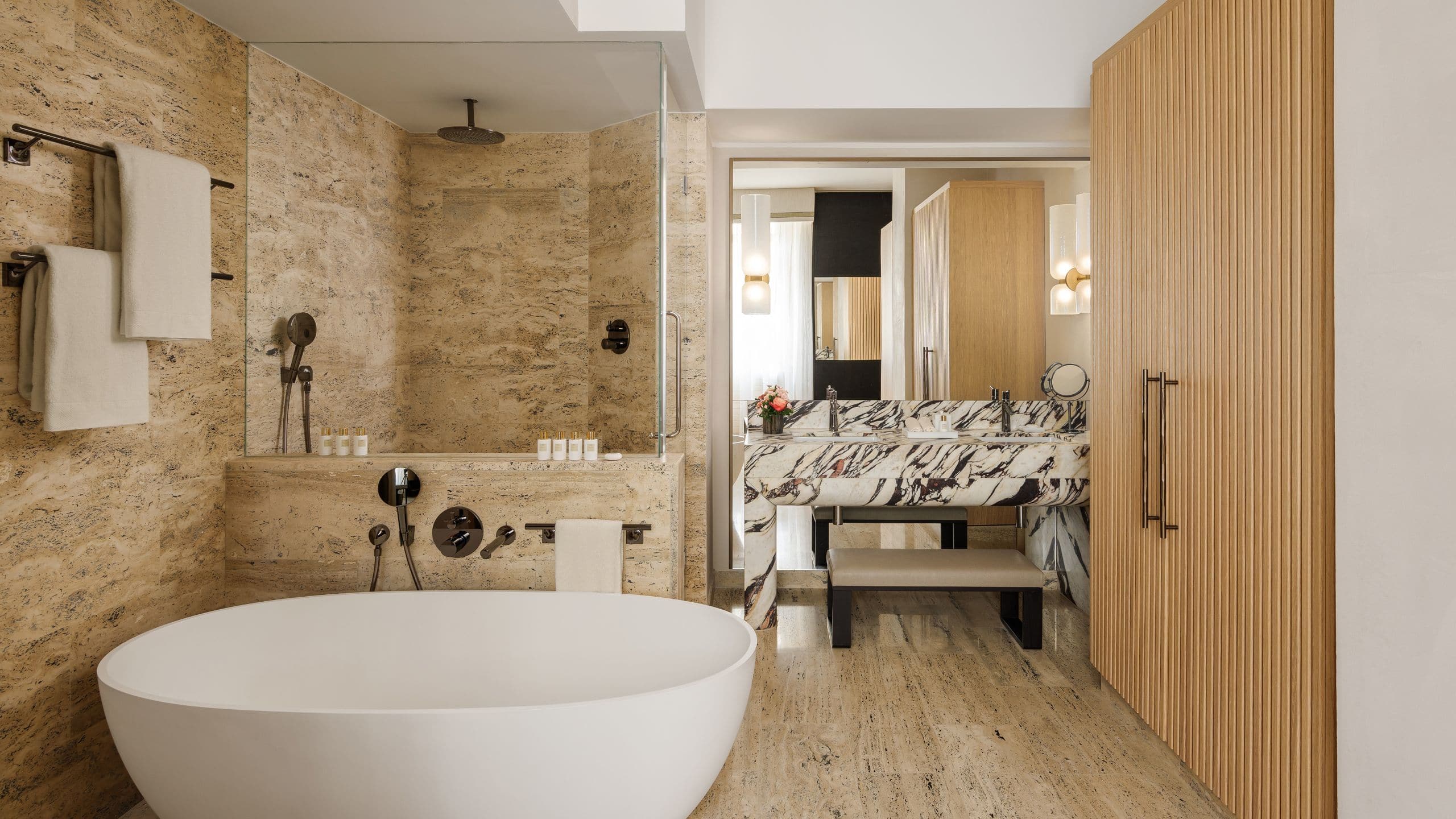 第 3，共 6 Park Hyatt Milan Executive Suite Bathroom View