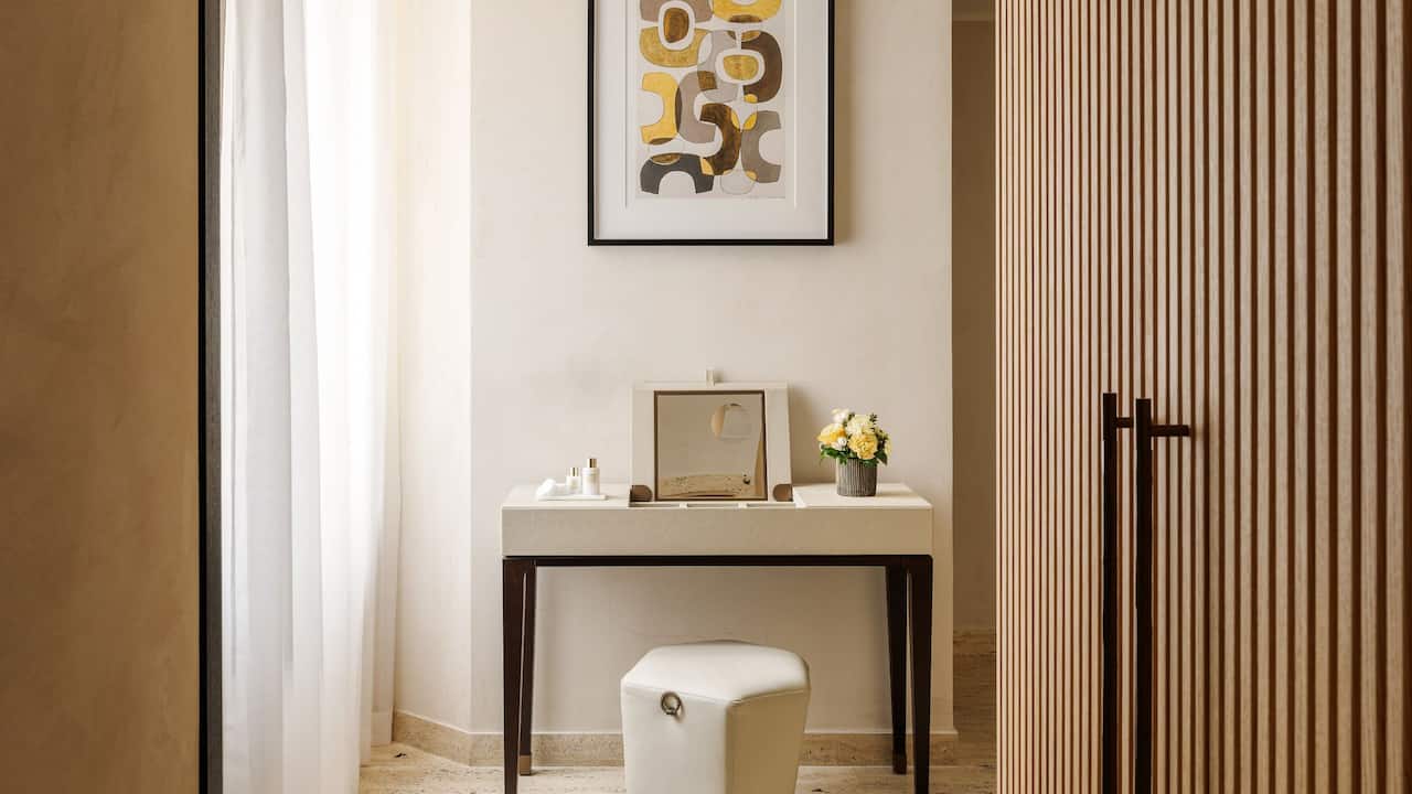Park Executive Suite detail