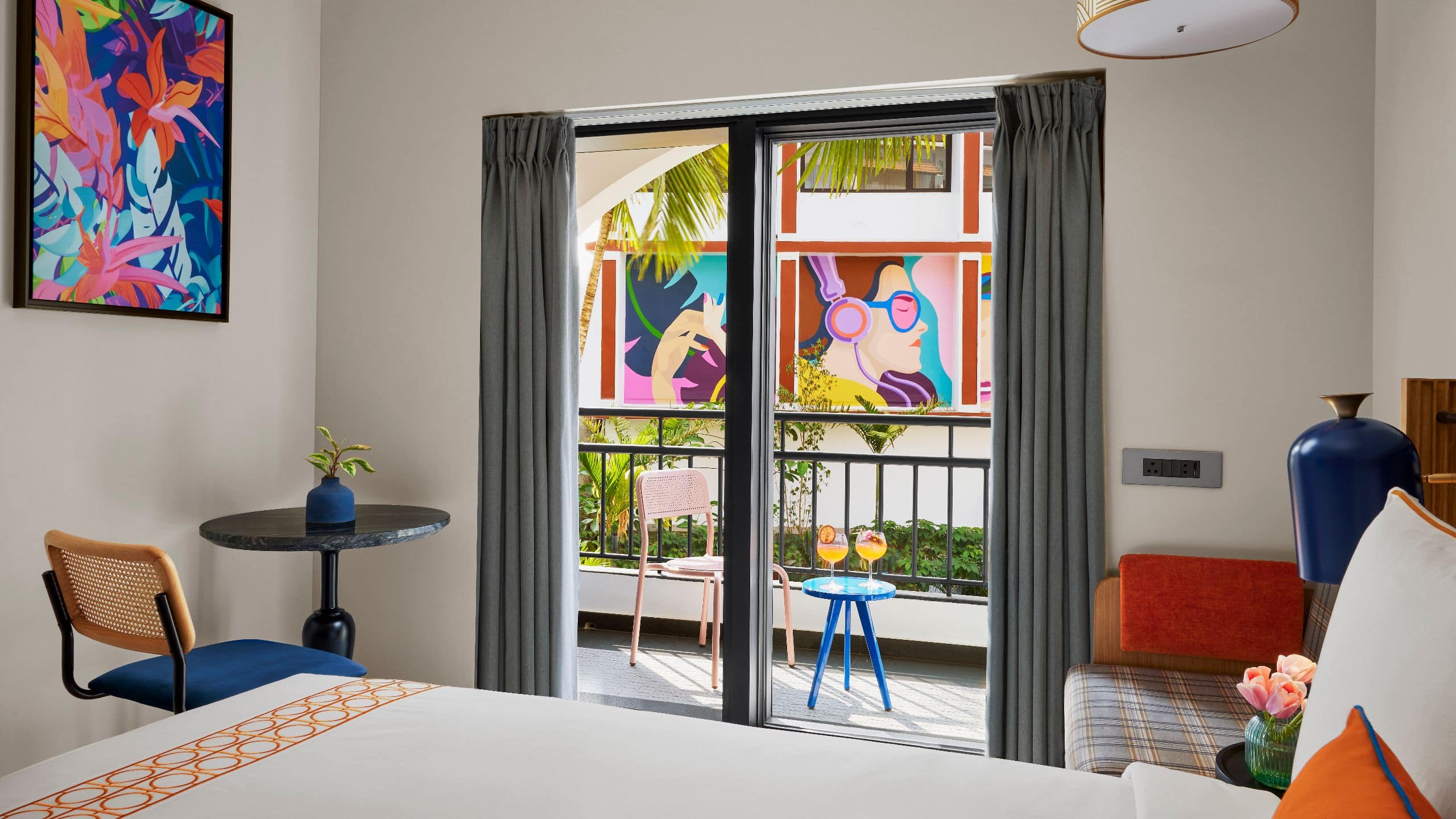 Ronil Goa King Room Pool View With Balcony