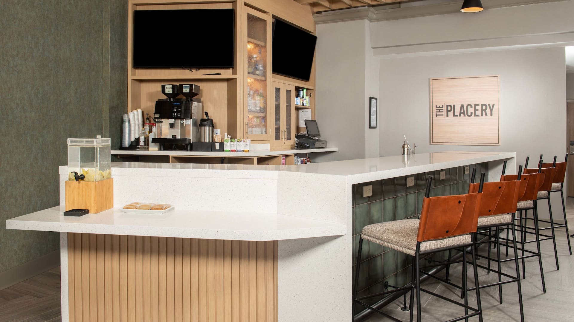 Hyatt Place Denver-South/Park Meadows The Placery