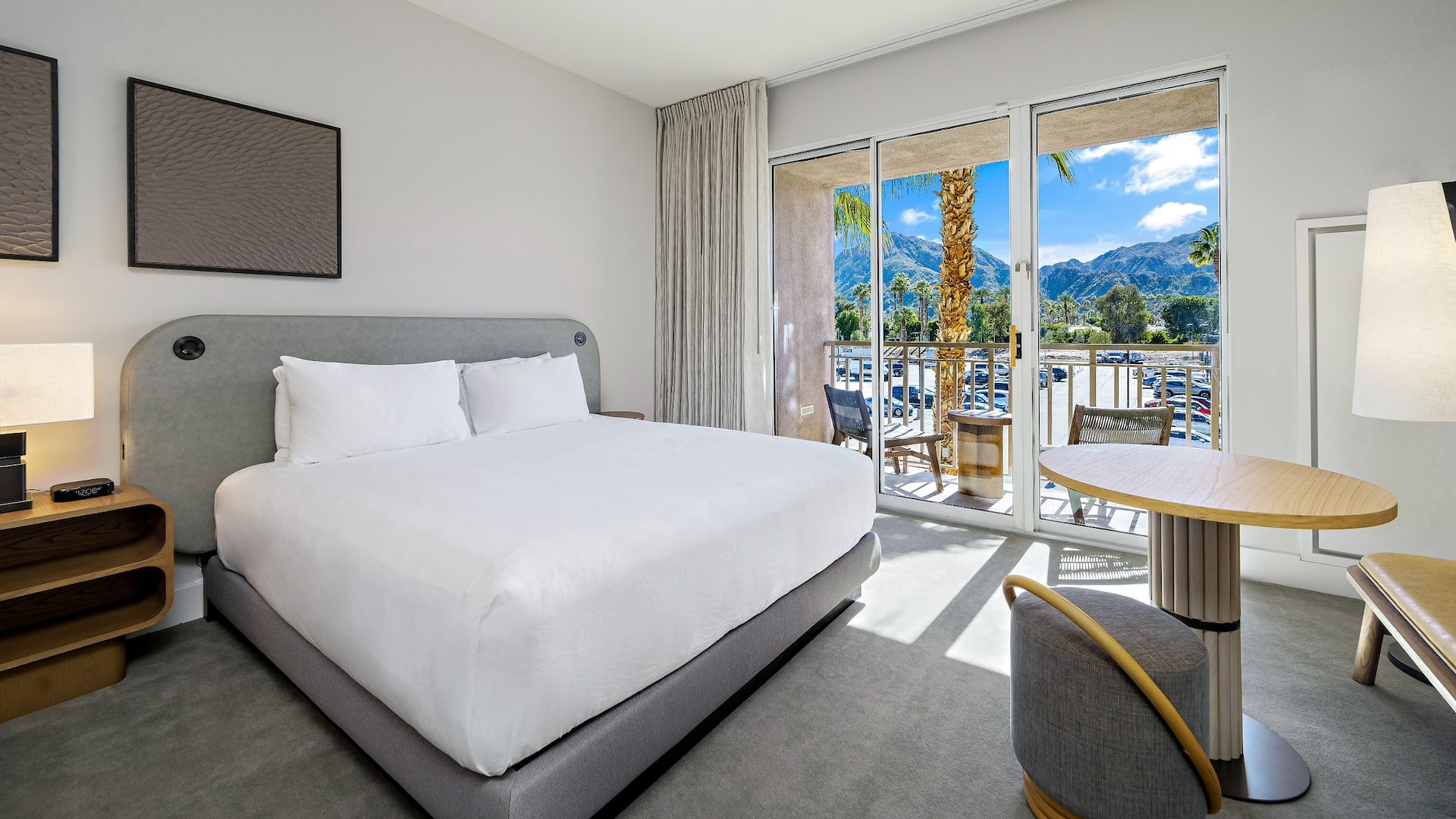 3/3 Grand Hyatt Indian Wells Resort & Villas Two King Beds Guestroom Living Area