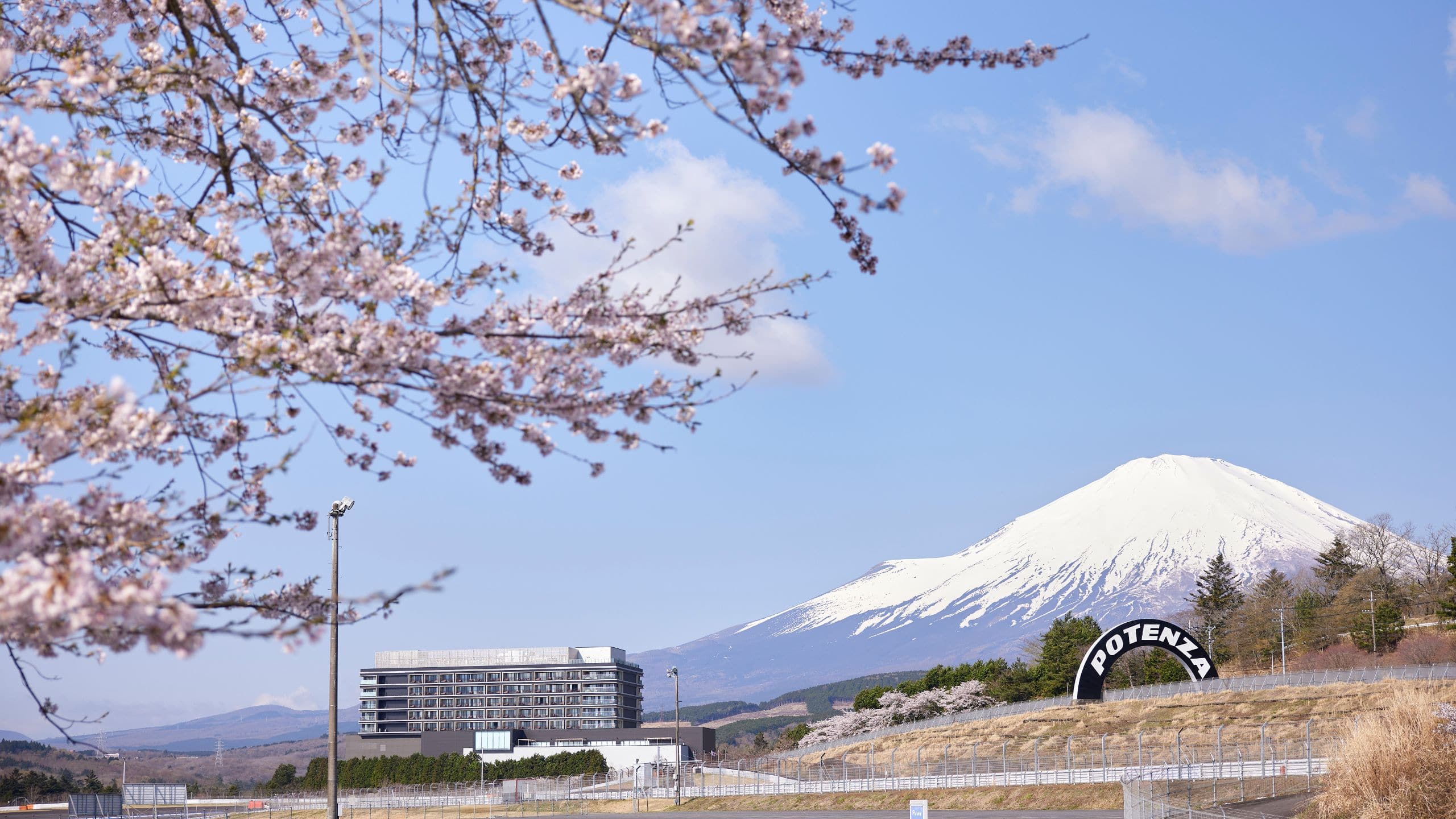 Fuji Speedway Hotel Sakura Circuit Hotel Exterior Spring