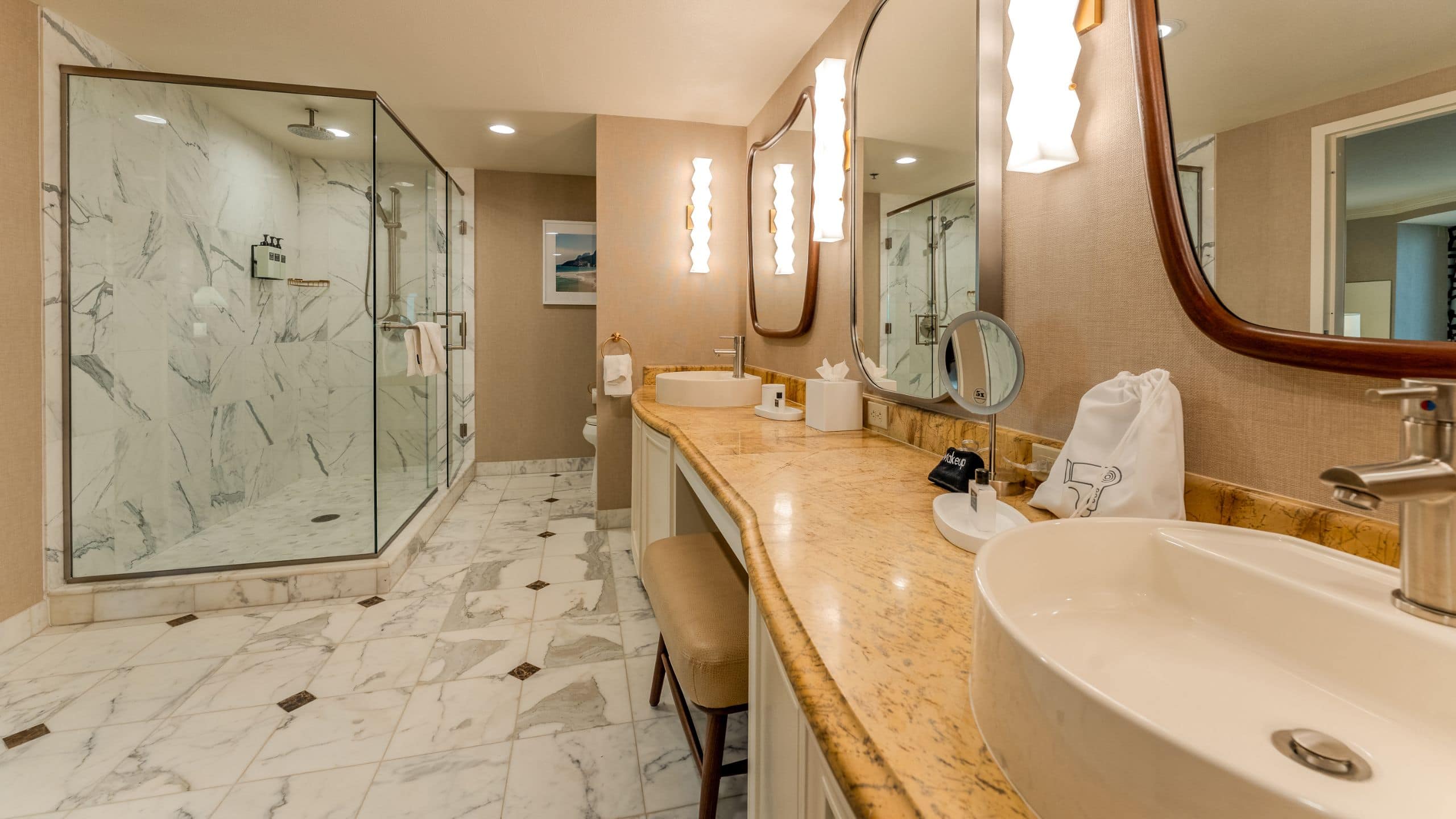 4 of 4 Rio Hotel and Casino One Bedroom King Suite Bathroom Ipanema Tower