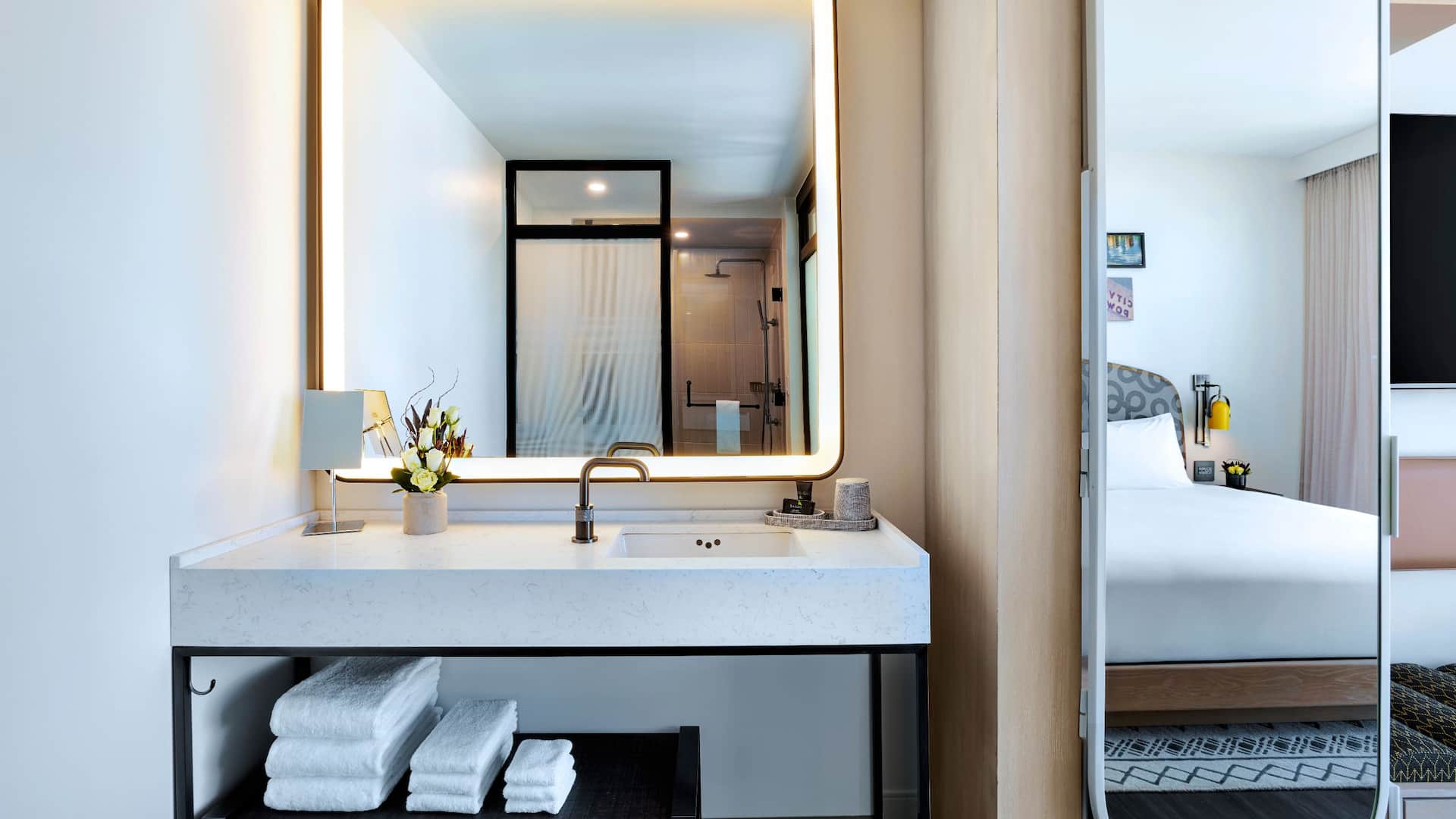 3/3 Hyatt Centric Congress Avenue Austin Capitol Suite Bathroom