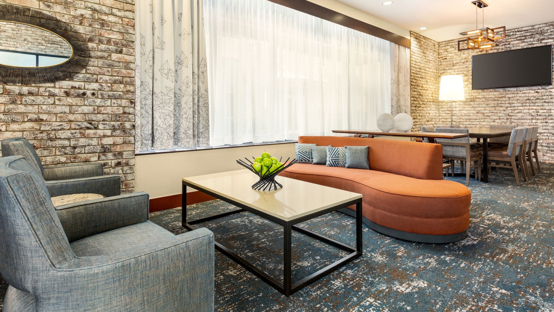 Hyatt Place Columbia/Downtown/The Vista Lobby Chairs