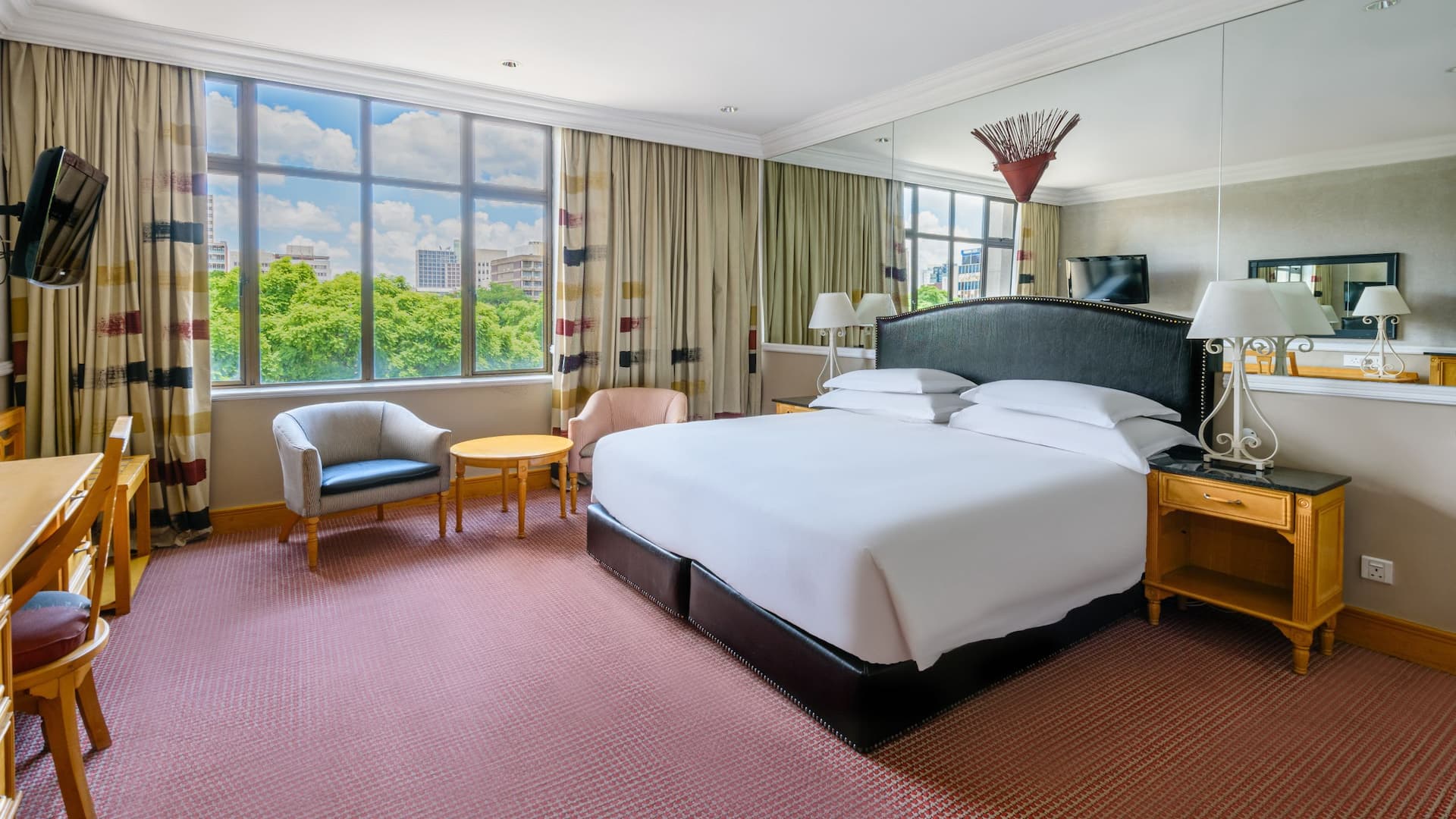 Meikles Hotel King Bed Park View Deluxe