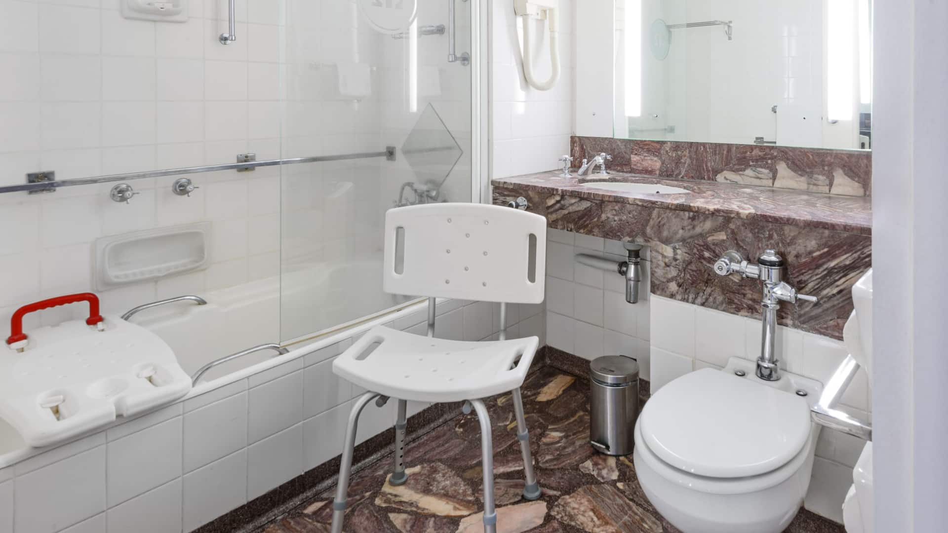 Meikles Hotel King Bed With Paraplegic Access Bathroom