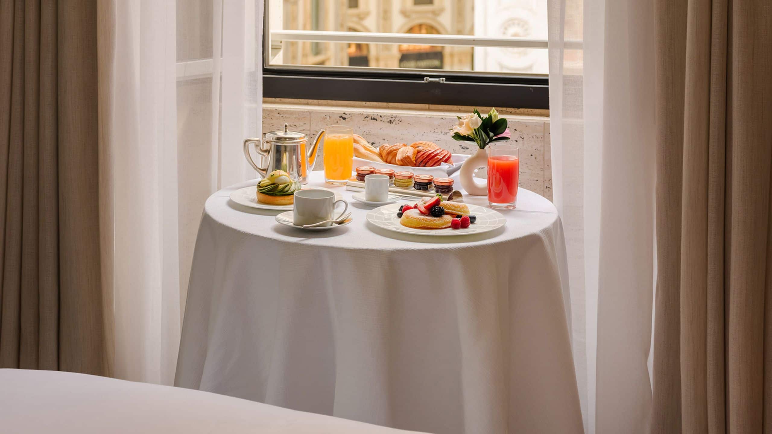 Park Hyatt Milan Breakfast Window