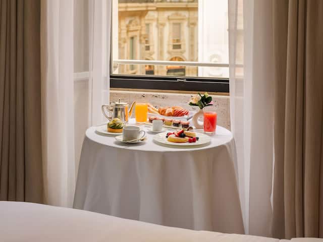 Breakfast Window