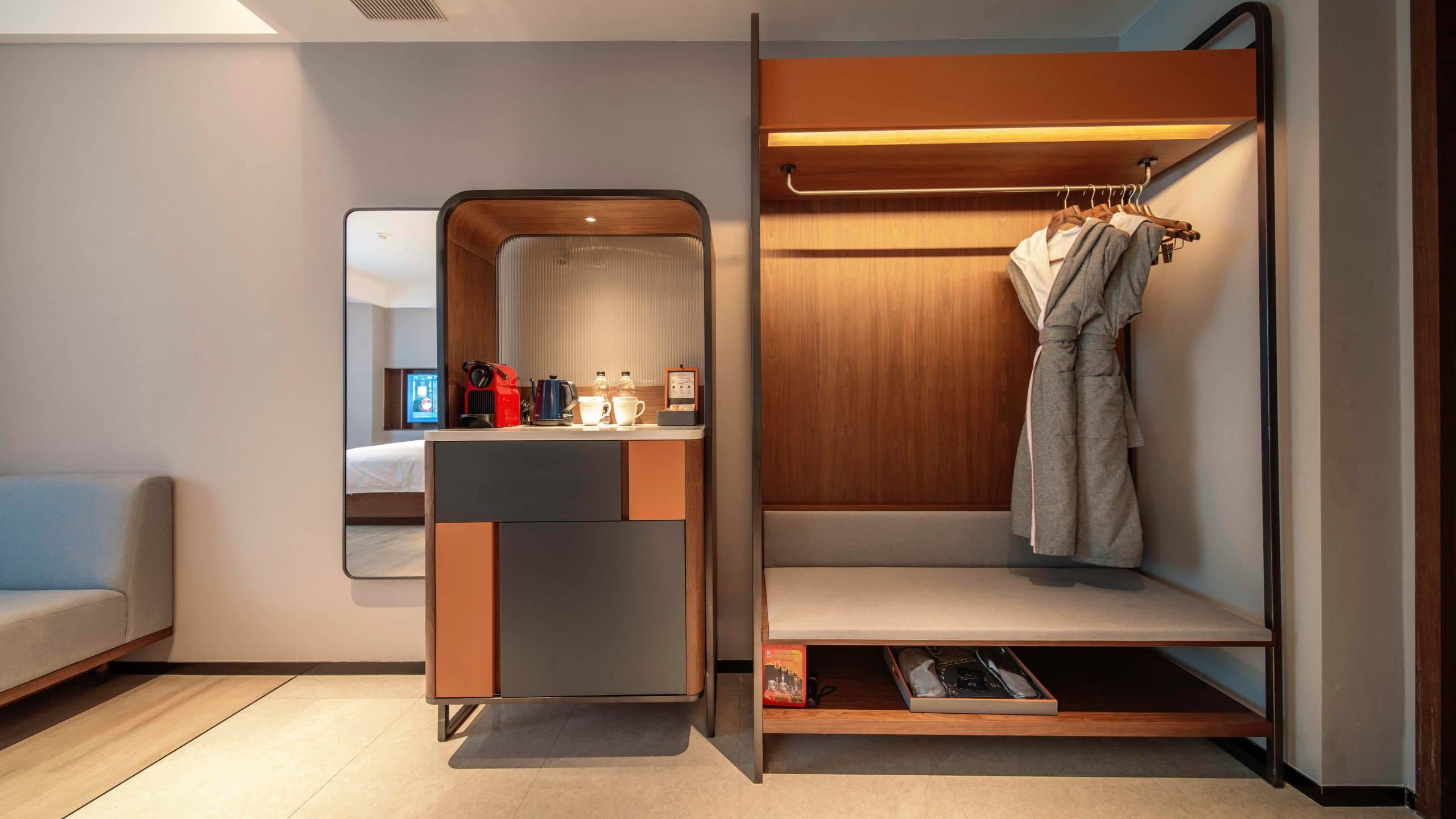 4 of 4 UrCove Chengdu Wenshu Monastery Taikoo Li Executive Grand King Minibar