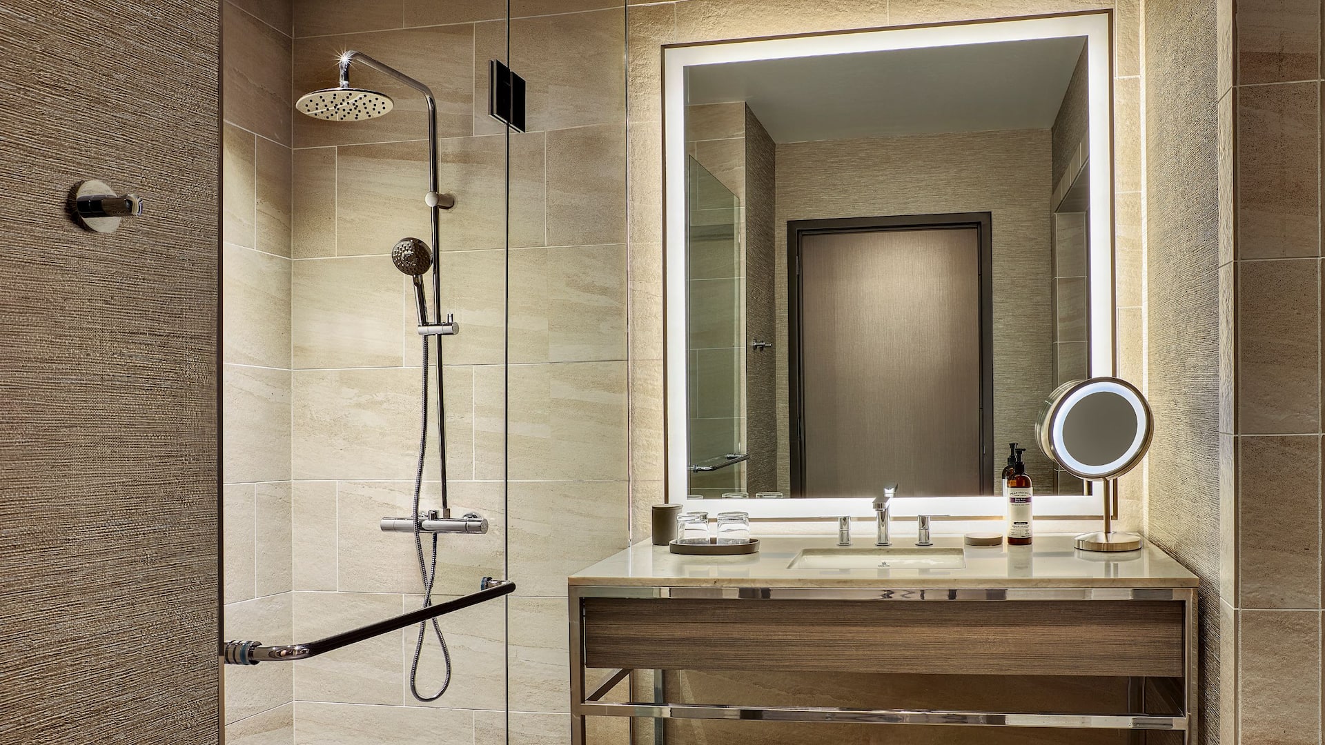 3 of 3 Grand Hyatt Deer Valley Bathroom Vanity And Shower