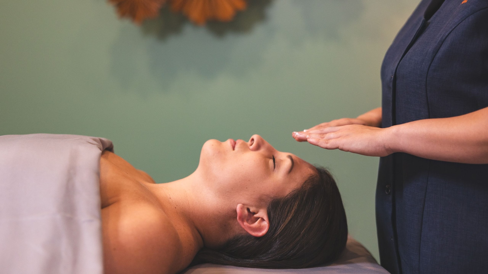 Hyatt Regency Aruba Resort Spa and Casino Zoia Spa Reiki Treatment