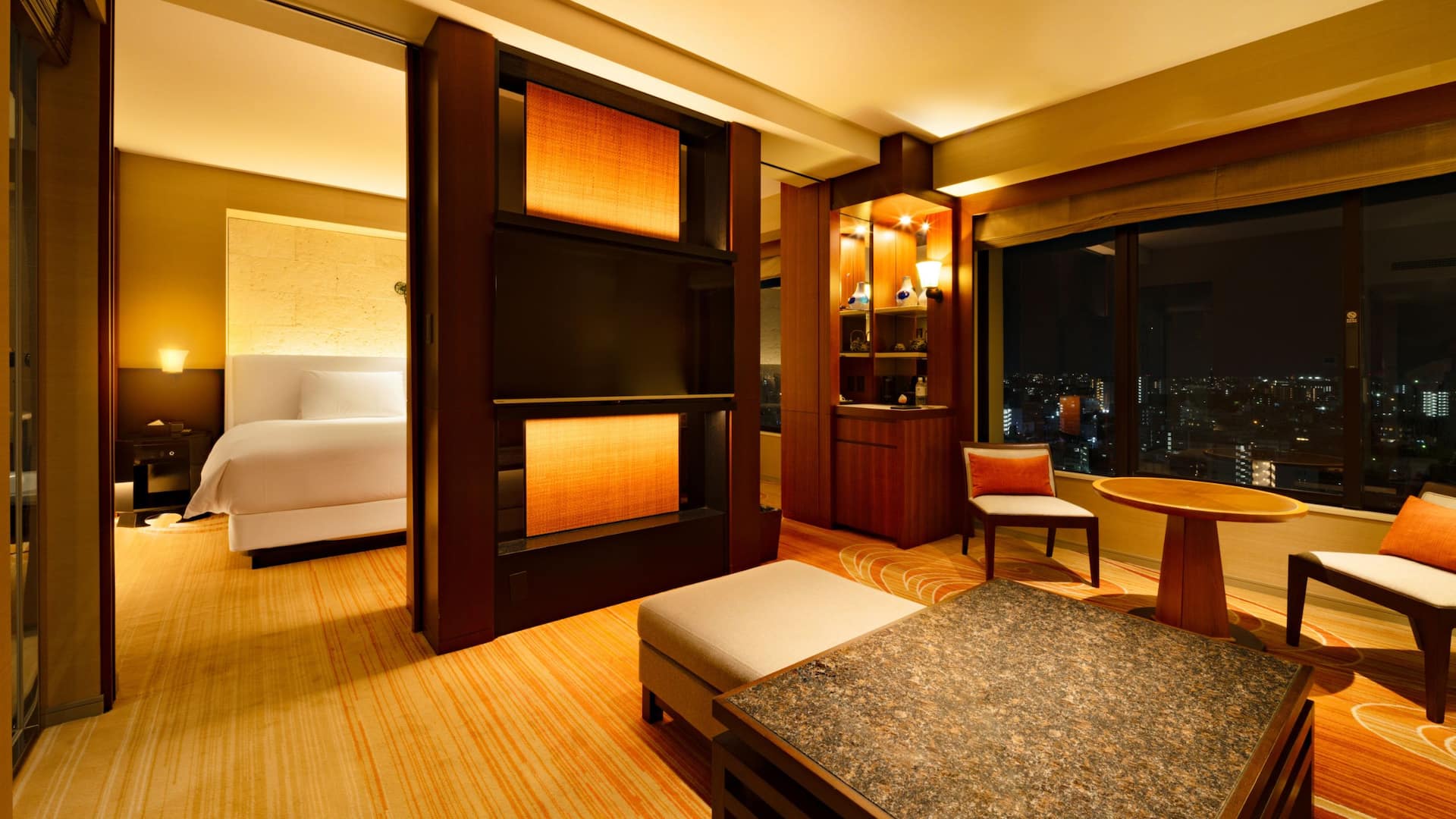 Hyatt Regency Naha, Okinawa Regency Executive Suite Twin