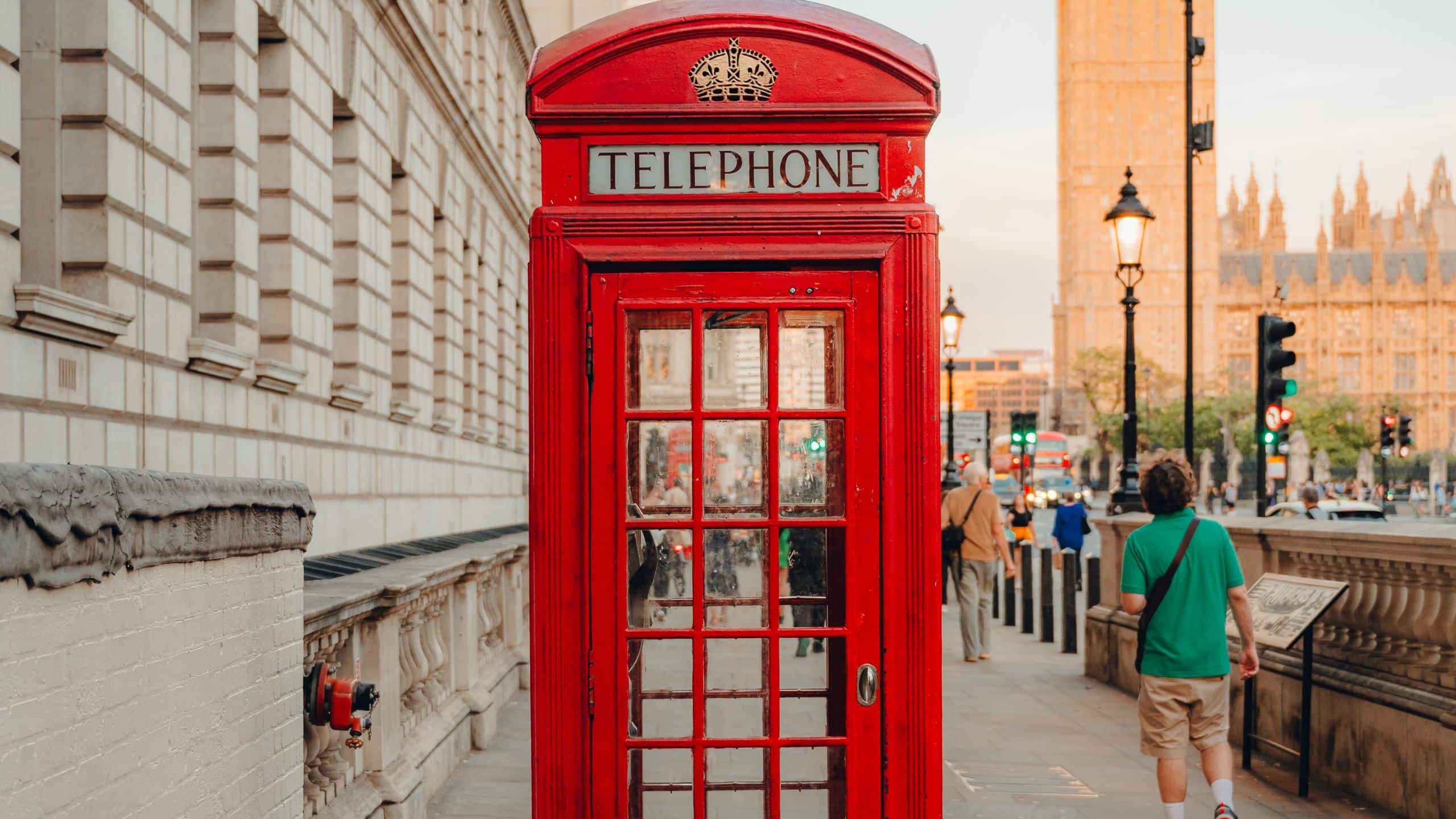 Global London Phone Cabin