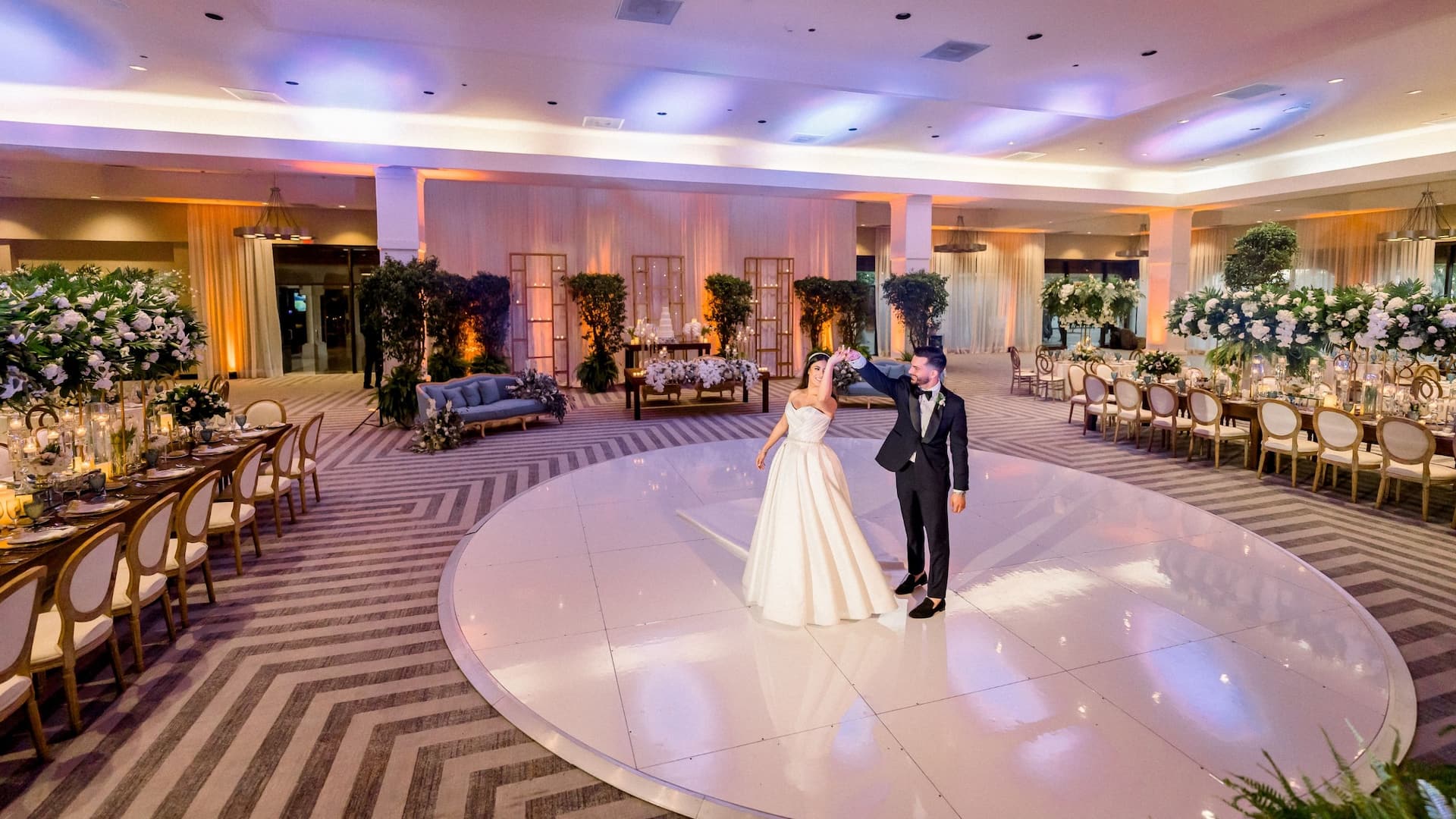 Hyatt Regency Grand Reserve Puerto Rico Bride And Groom Dancing