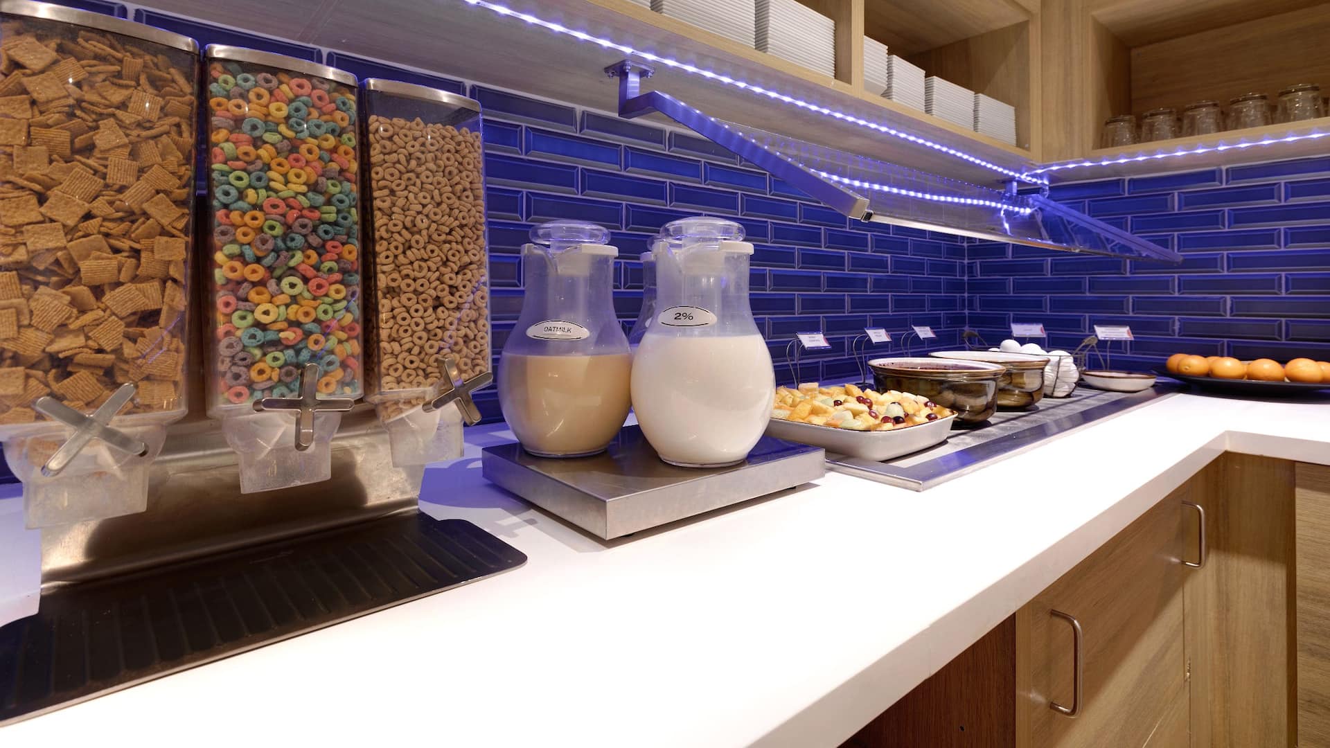 Hyatt Place Flagstaff Cereals And Fruits