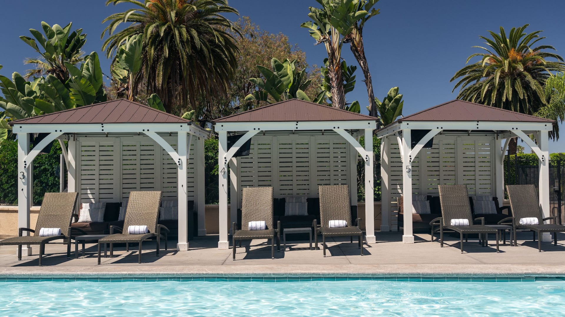 Hyatt Regency Newport Beach Oasis Poolside Cabanas