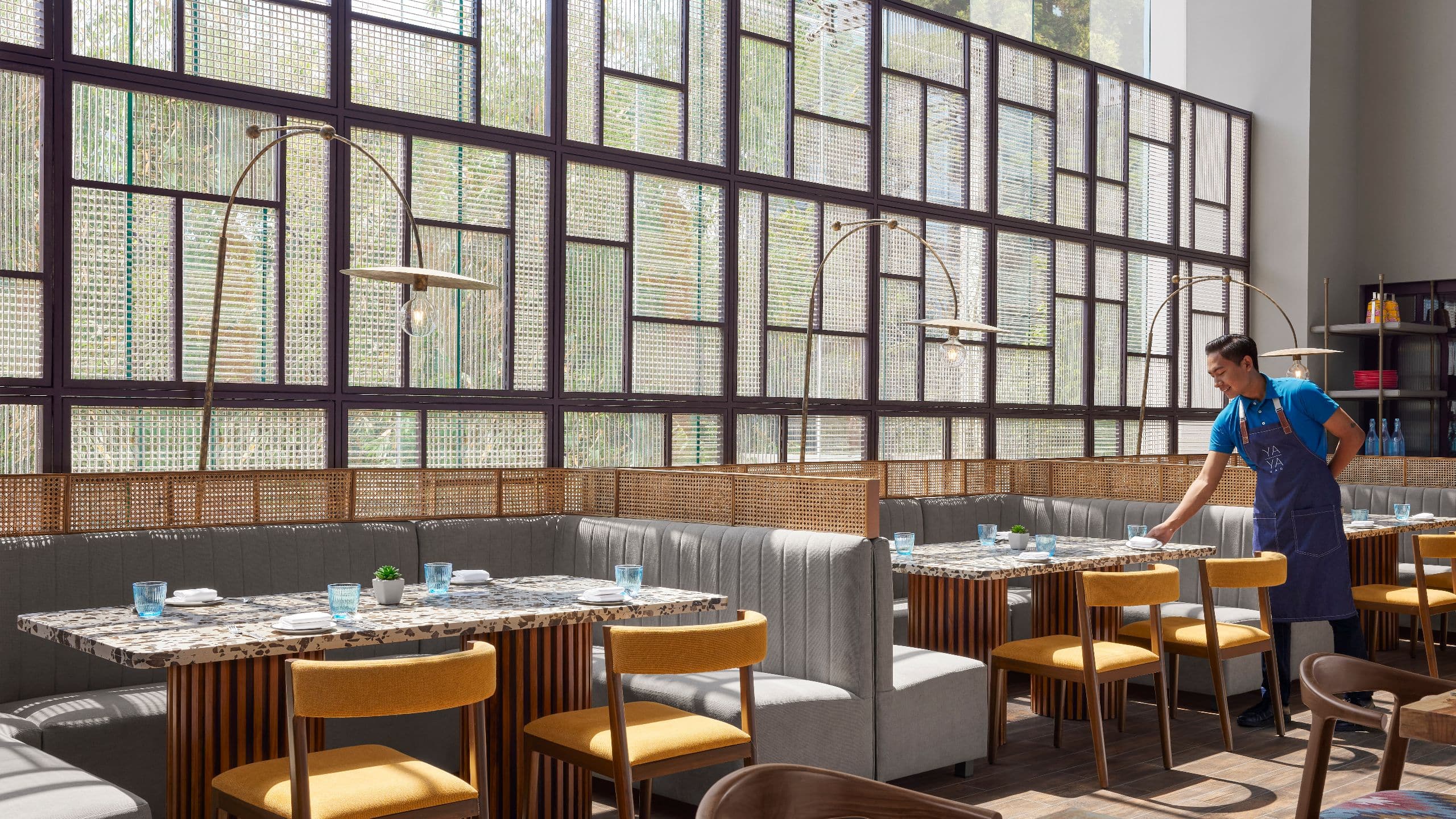 3 of 6 Hyatt Centric Ballygunge Kolkata Yayavar Seating Service