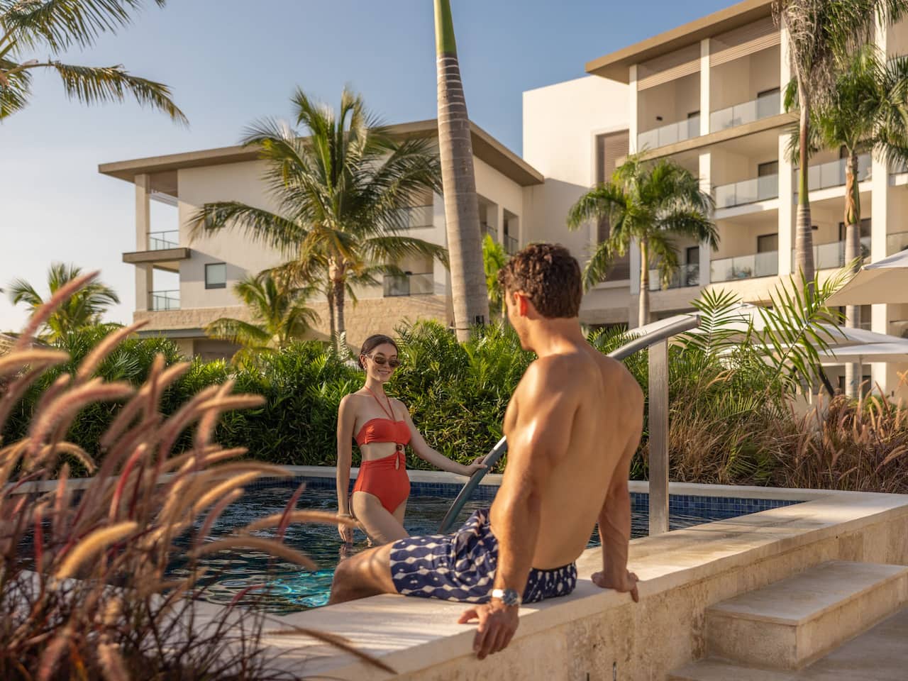Infinity Pool Couple Hot Tub