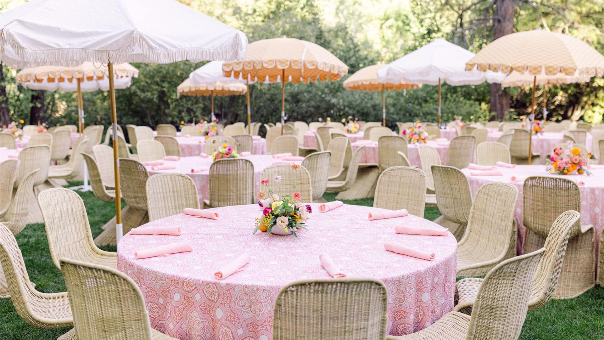 Hyatt Regency Lake Tahoe Resort, Spa and Casino Creekside Lawn Wedding Brunch Tables