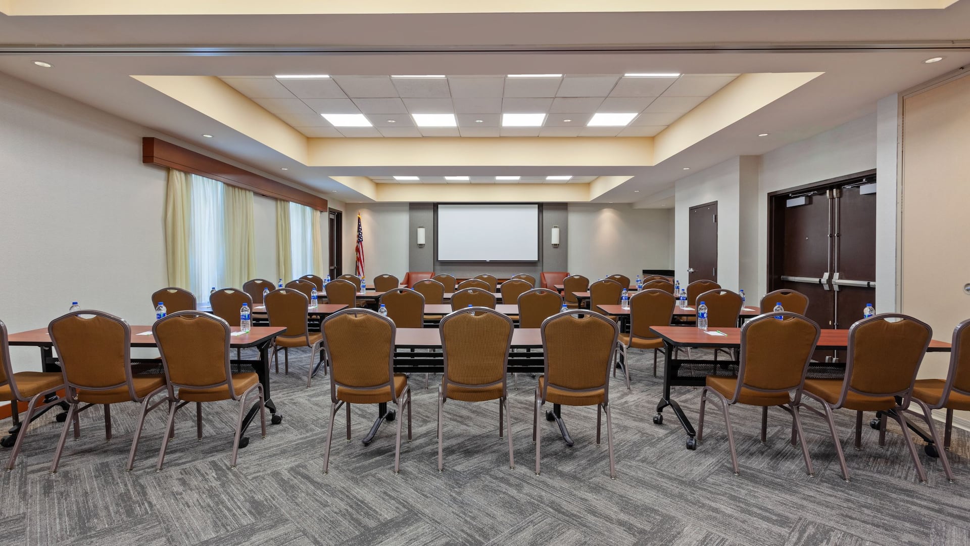 Hyatt Place San Diego/Vista-Carlsbad Meeting Room Classroom Setup