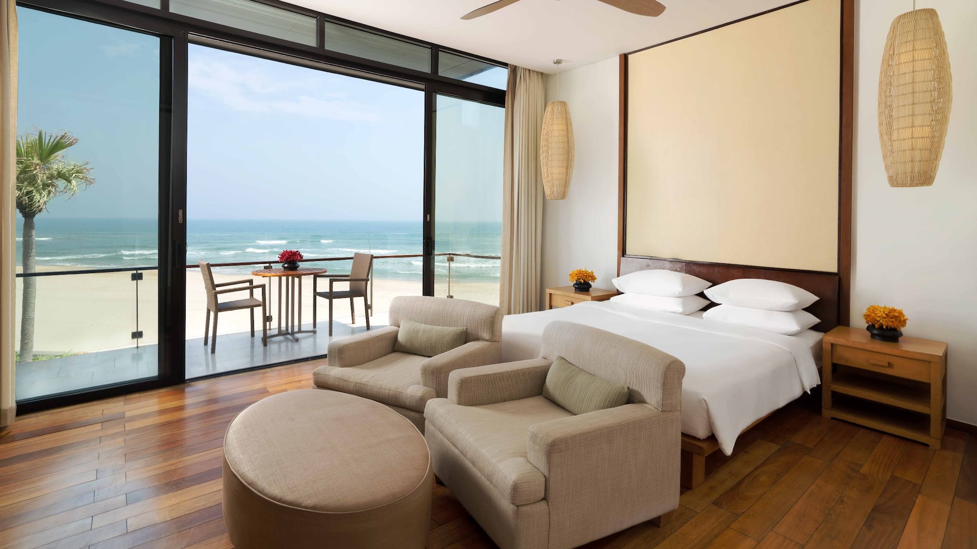 第 5，共 8 Hyatt Regency Danang Resort and Spa Oceanfront Villa Master Bedroom
