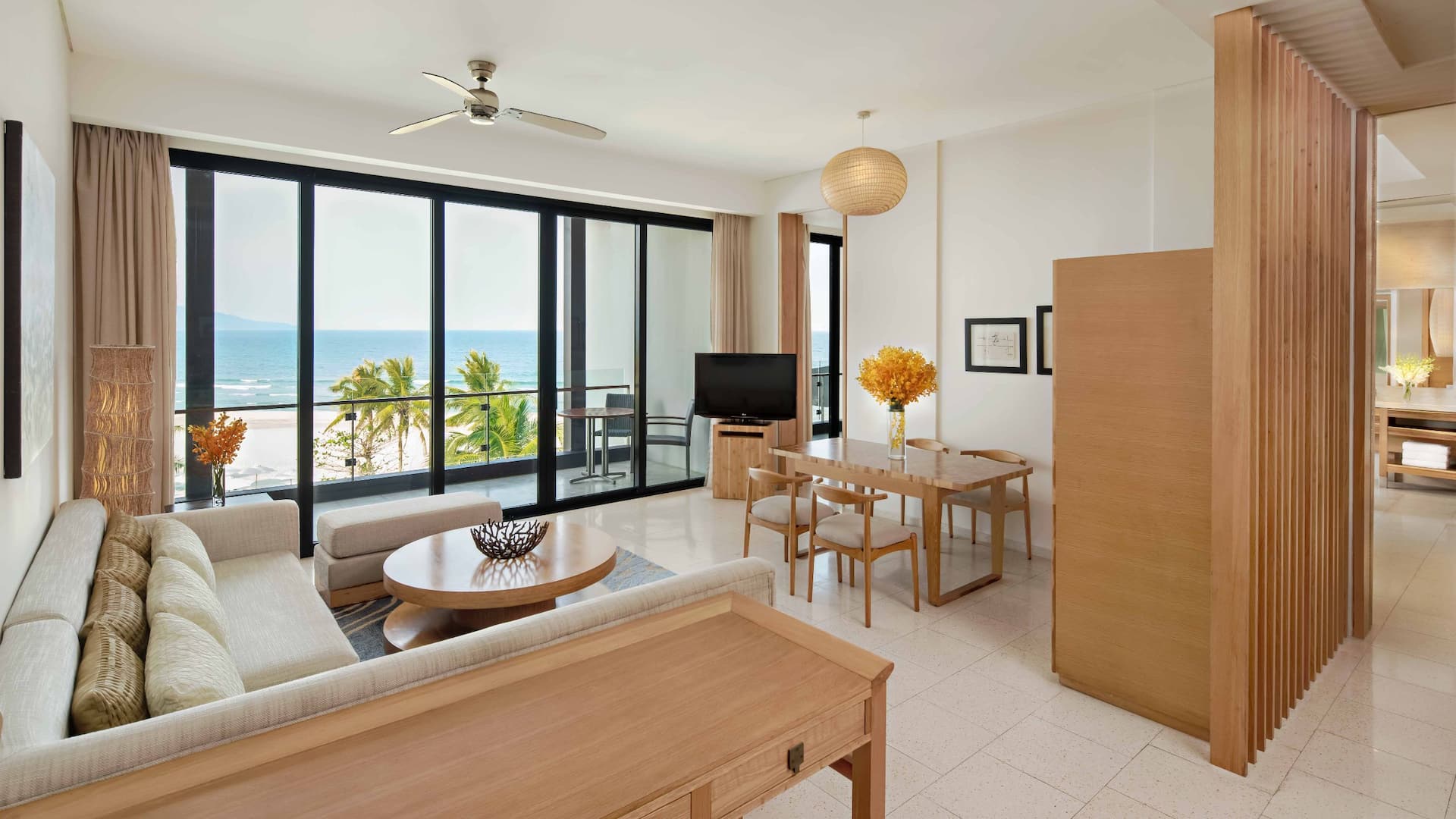 第 2，共 6 Hyatt Regency Danang Resort and Spa Regency Suite Ocean View
