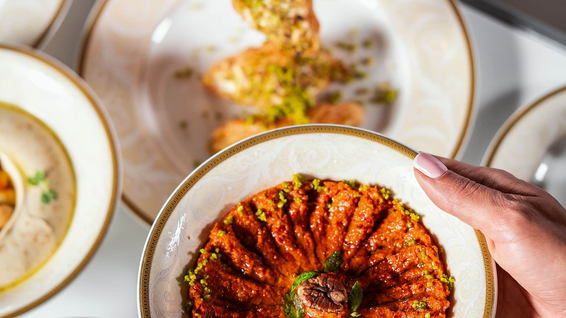 Grand Hyatt Abu Dhabi Hotel & Residences Emirates Pearl Eeg Dinner Mezze