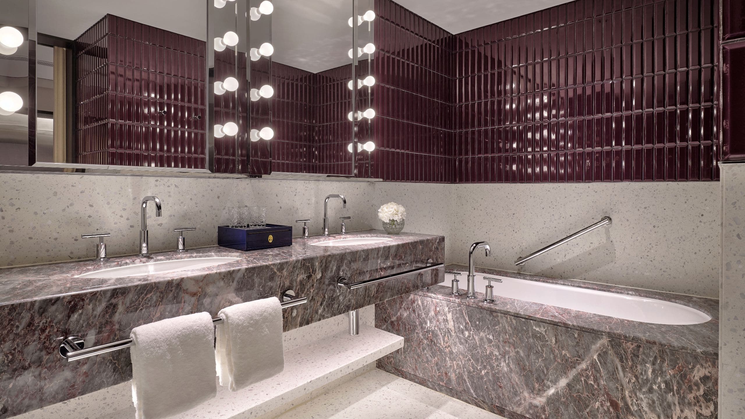 2 of 2 Hyatt Centric Zhongshan Park Shanghai Park View Deluxe Bathroom With Bathtub