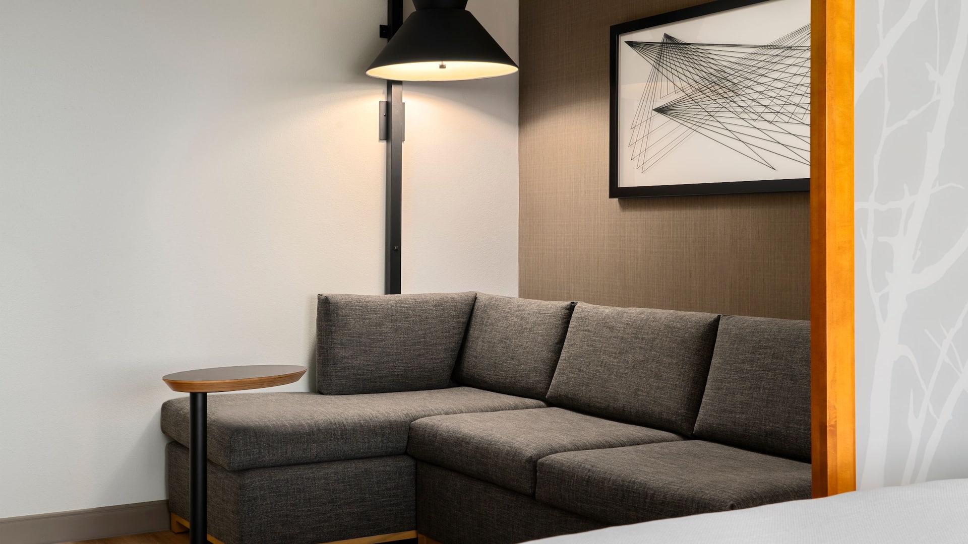 6 de 7 Hyatt Place Omaha/Downtown-Old Market Dbl Queen Couch