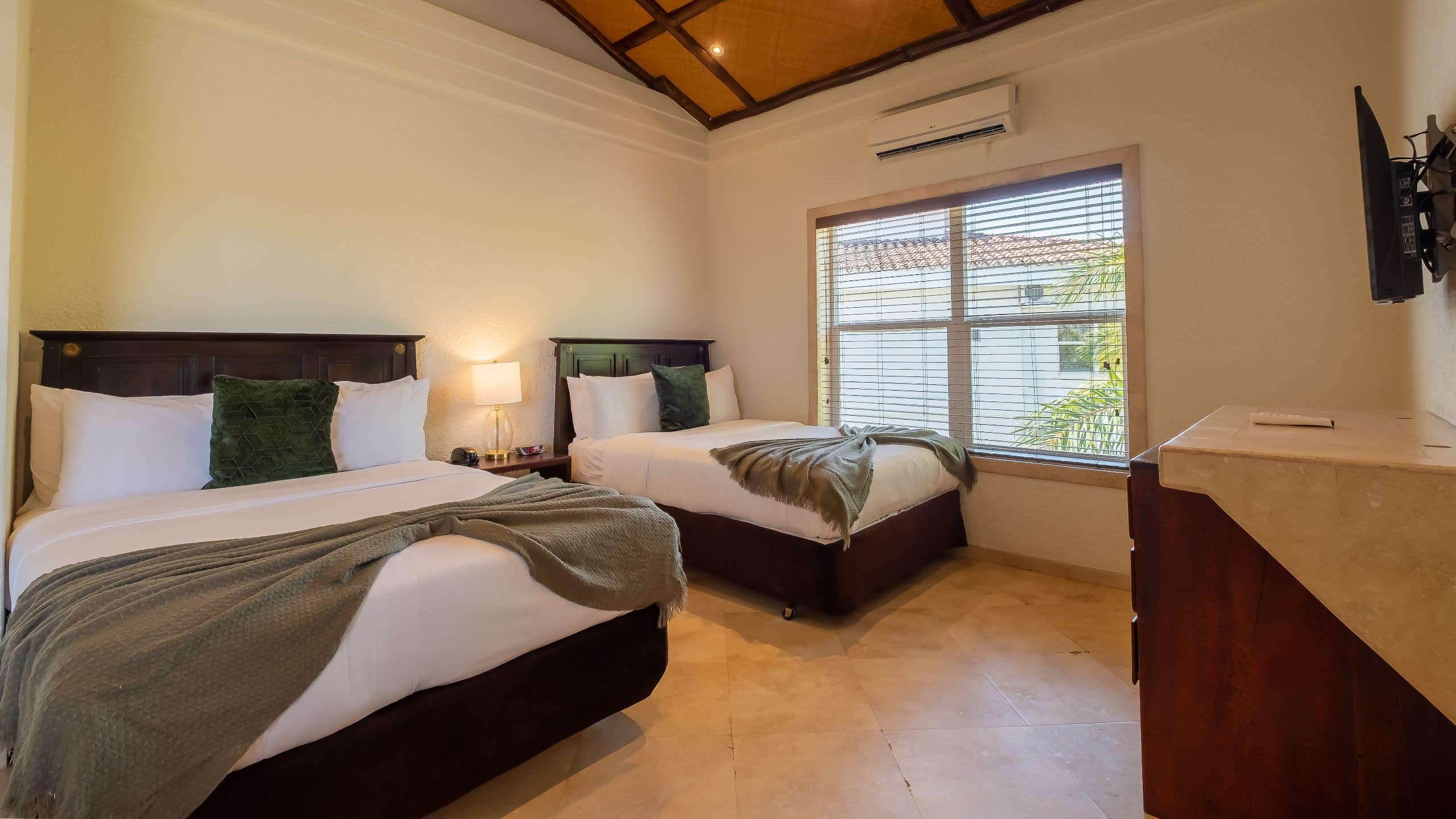 Placencia Resort Two Queen Beds Guestroom Layout