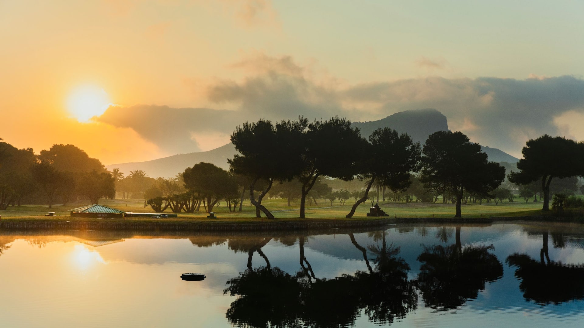 Grand Hyatt La Manga Club Golf & Spa South Golf Course 1st Hole Water
