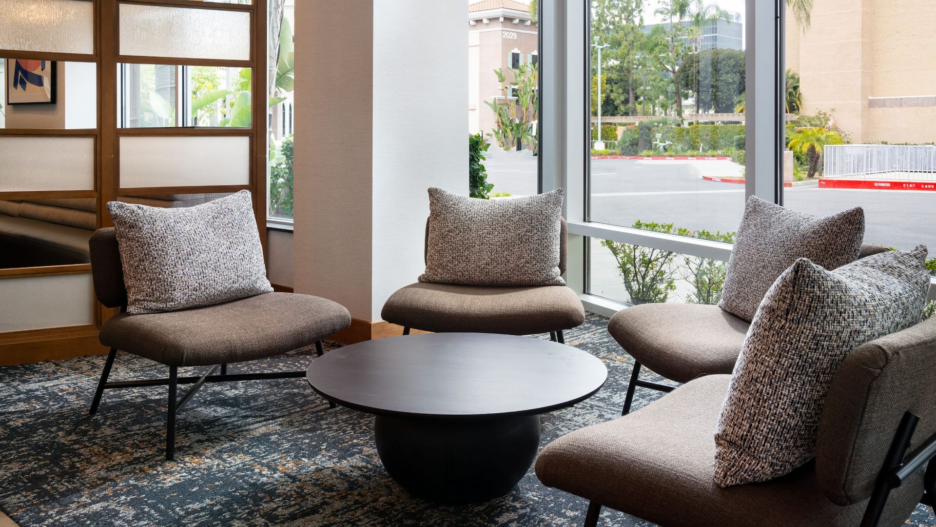 Hyatt Place at Anaheim Resort/Convention Center Lobby Seating Parking Lot View