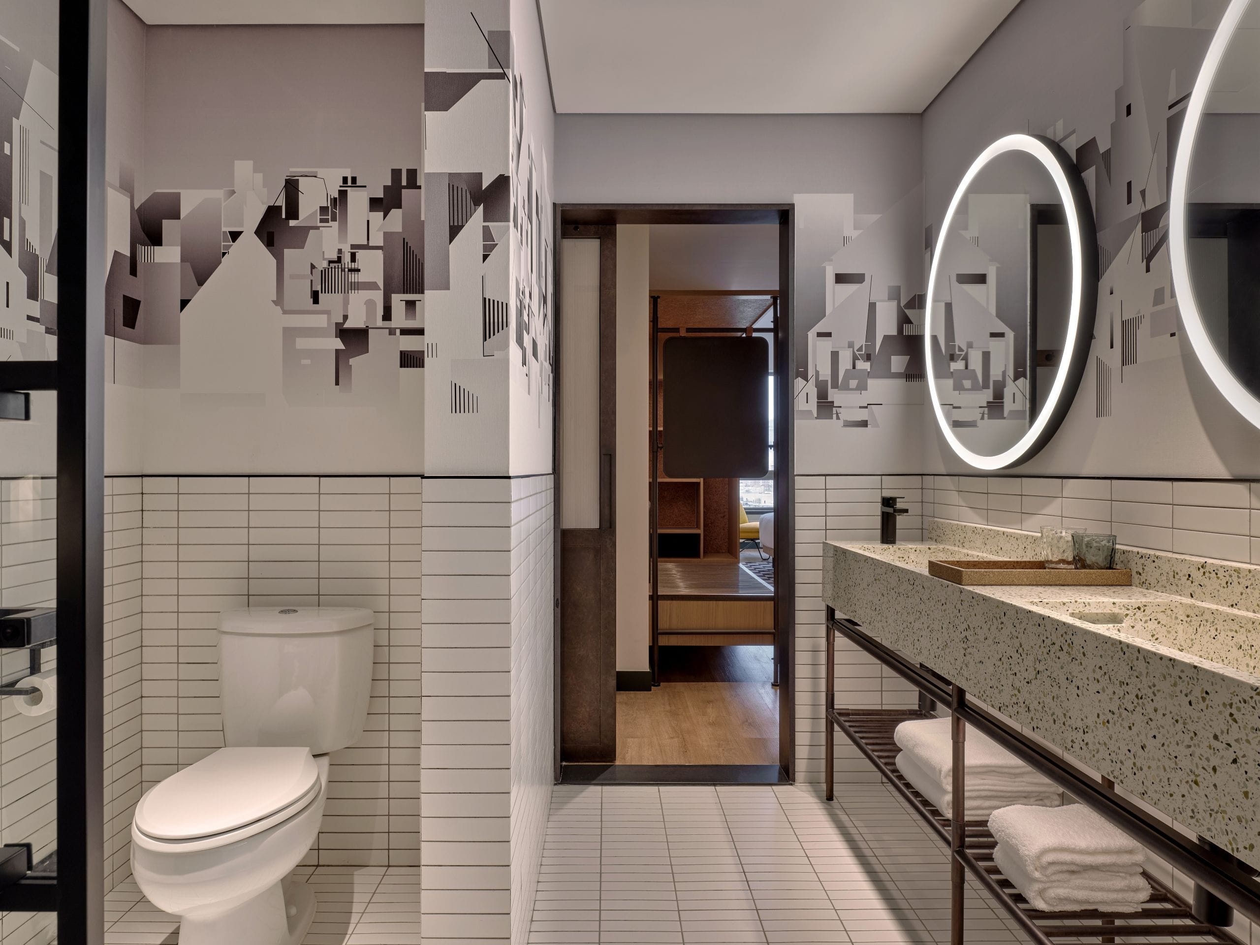 Caption by Hyatt Zhongshan Park Shanghai Junior Suite Bathroom